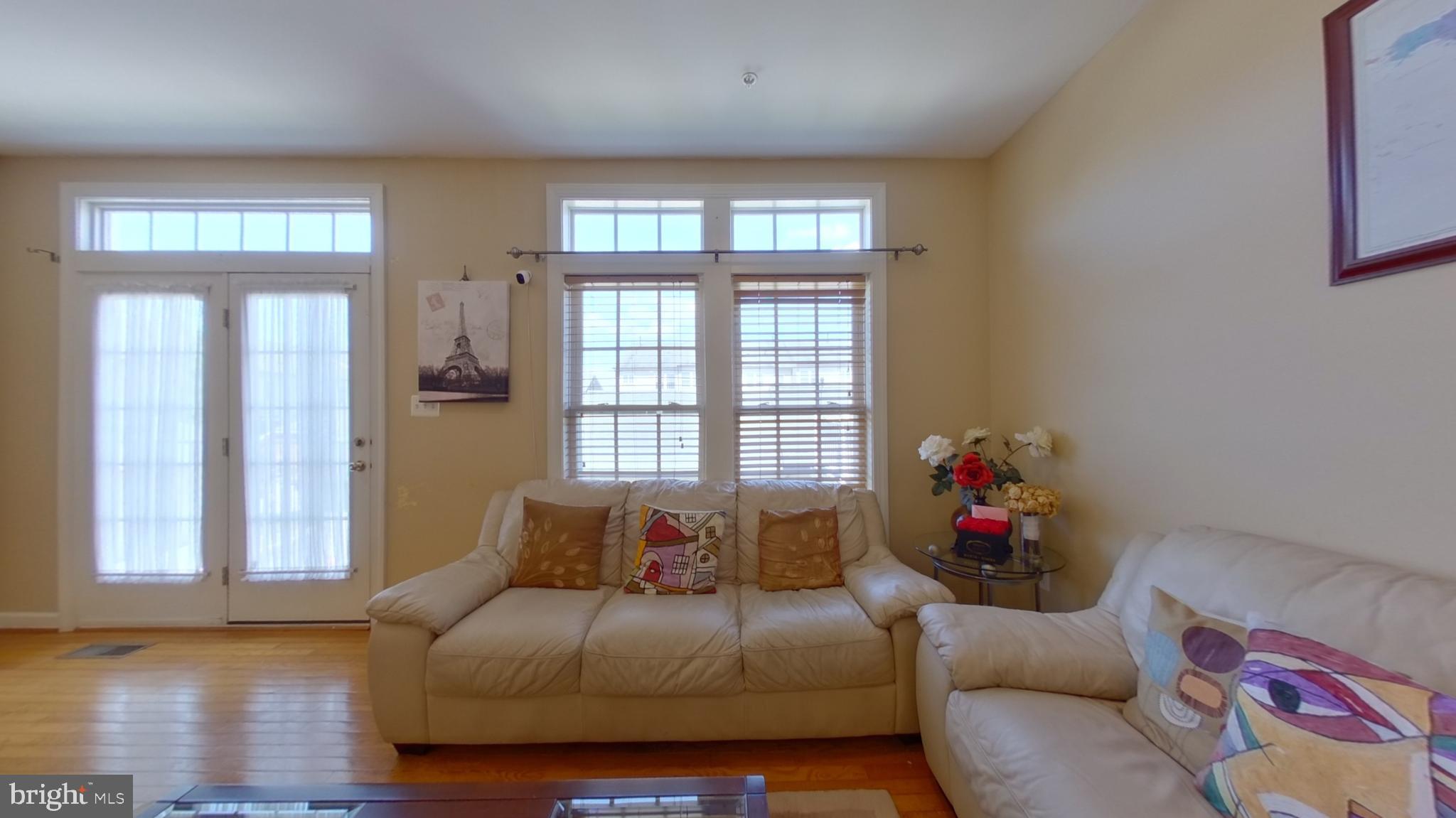 URBANA - Residential