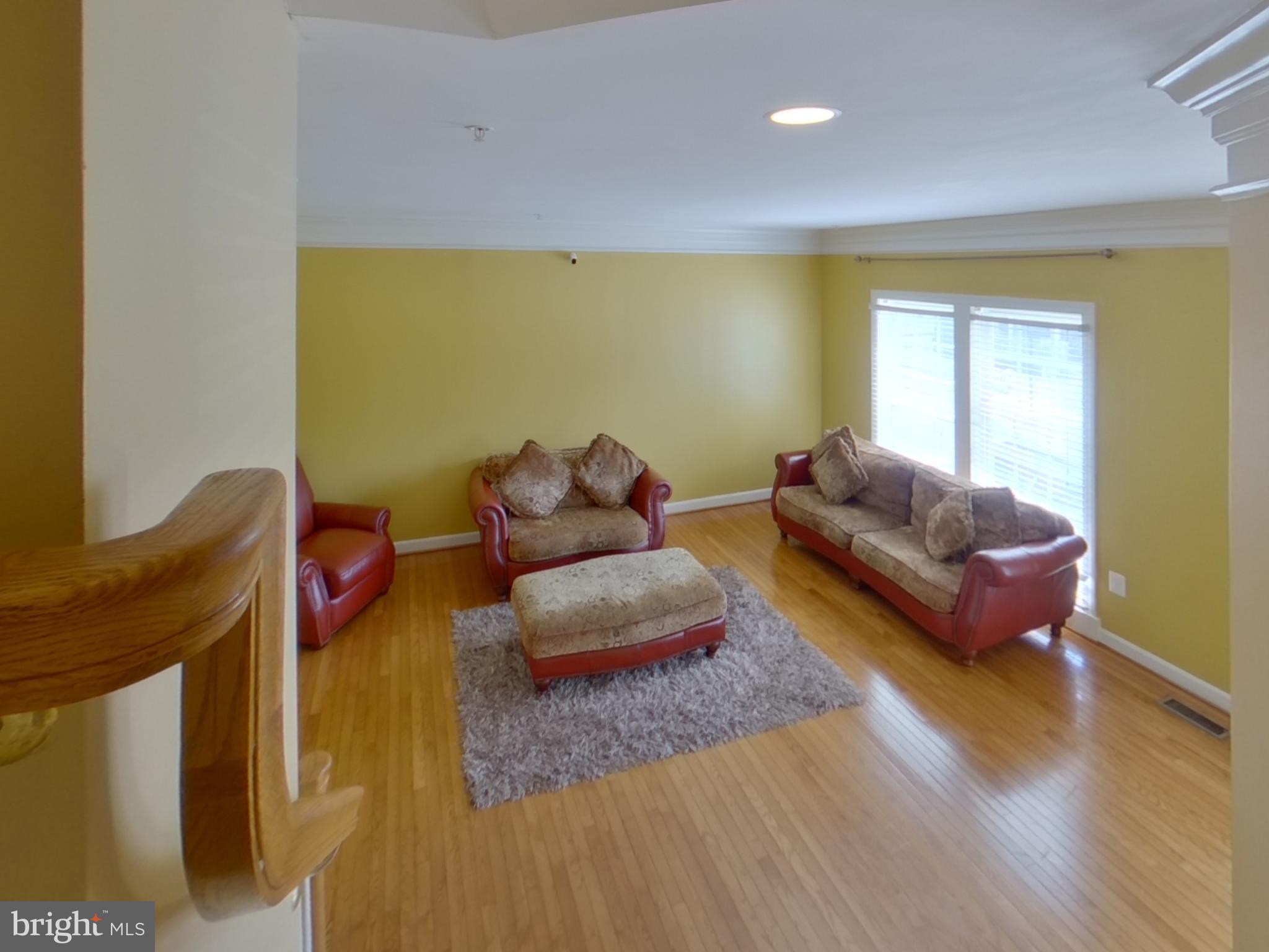 URBANA - Residential