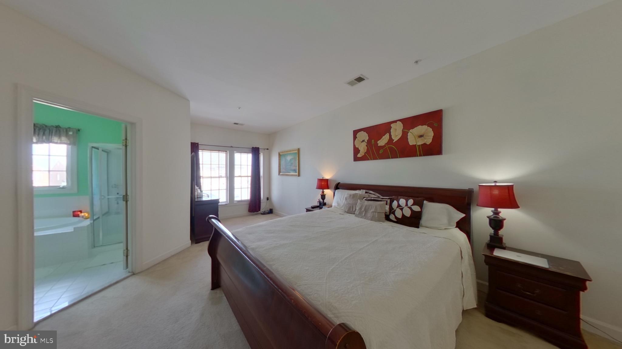 URBANA - Residential