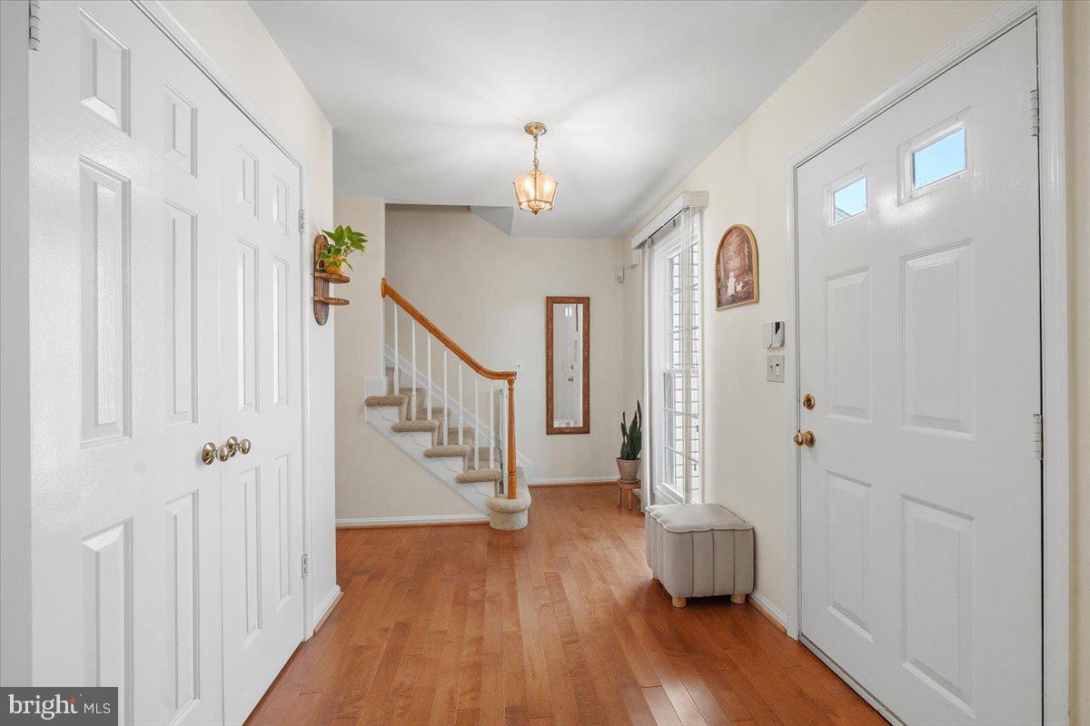 7117 COPPERWOOD COURT