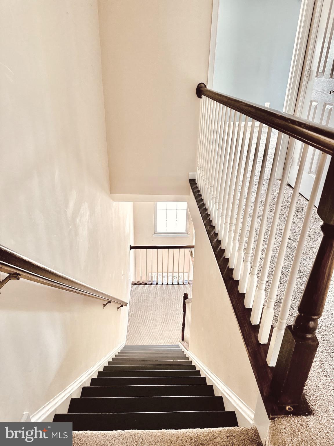 KINGSTOWNE - Residential Lease