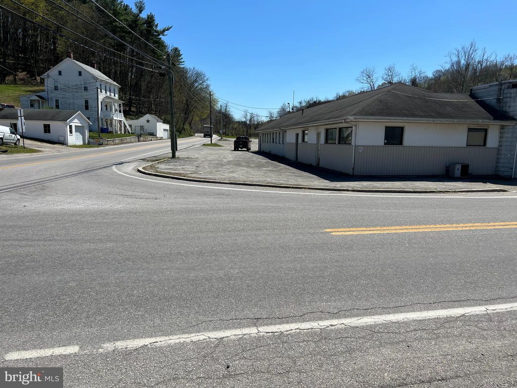 Photo of 11472 N Main Street Extension, GLEN ROCK, PA 17327 (MLS # PAYK2091572)