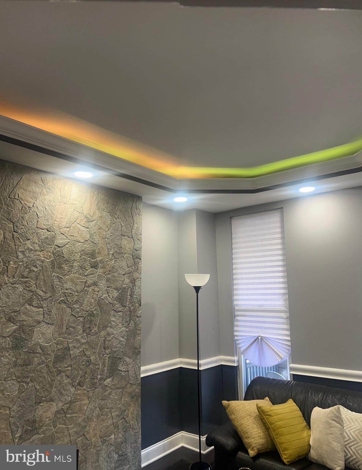 HOMEWOOD - Residential