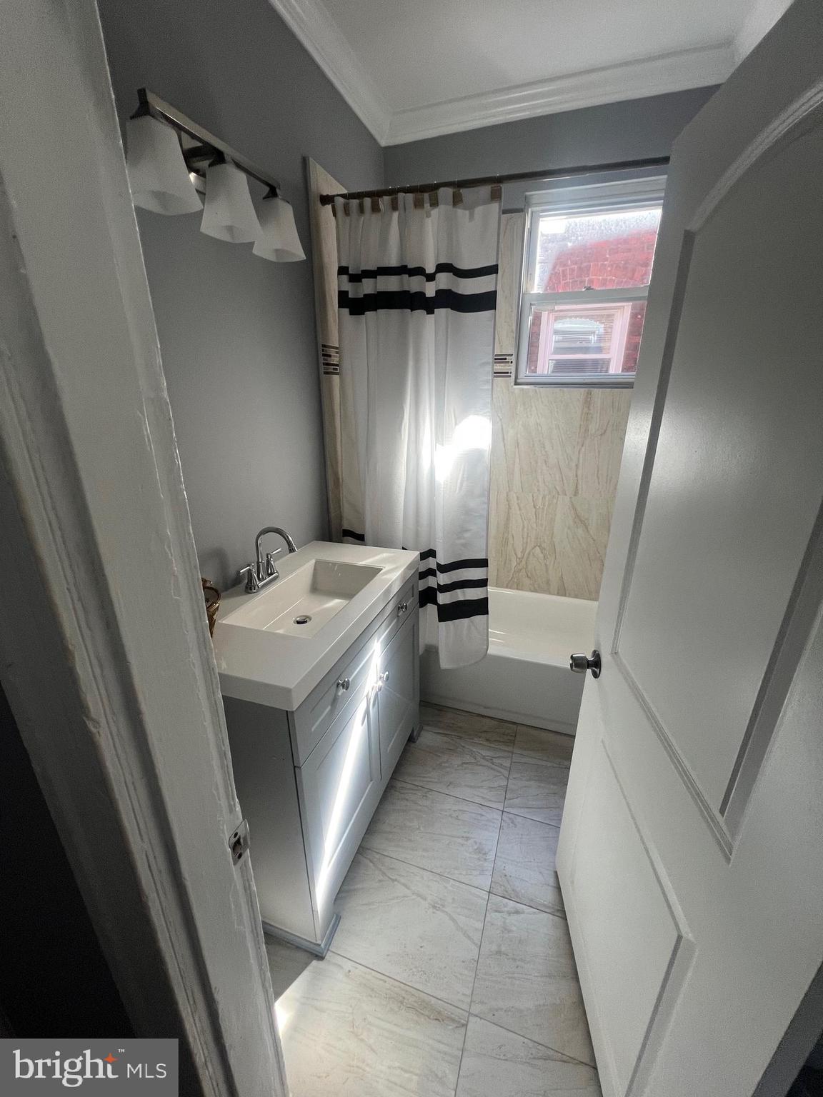 HOMEWOOD - Residential