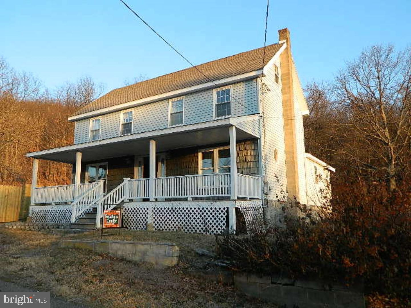 It is understood the property is being sold in AS IS' condition. No sellers property disclosure statement. Needs TLC but many fine features. Mailing Address Continued: Barnesville Color: blue Amp: 200