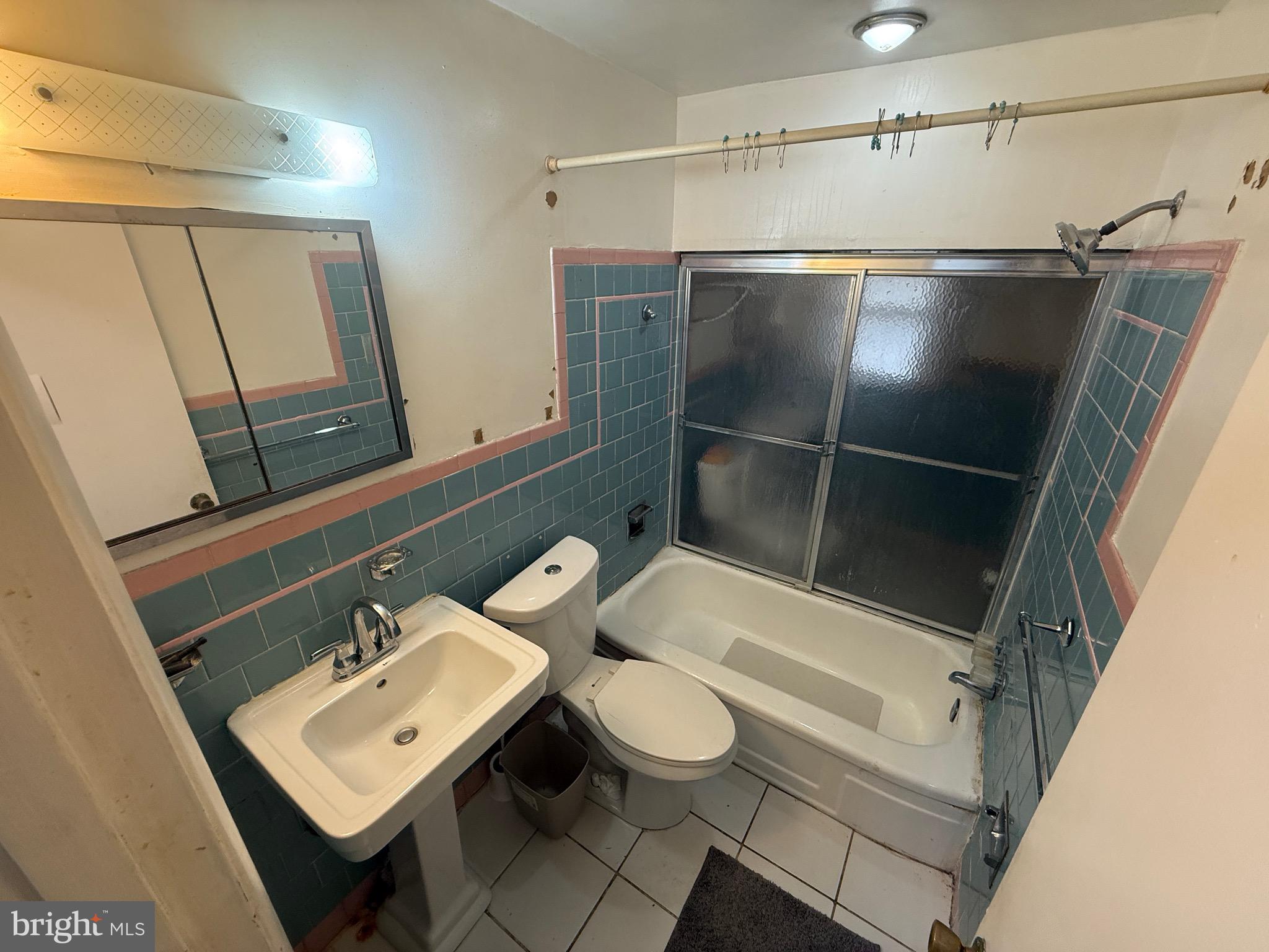 RAY PARK ESTATES - Residential