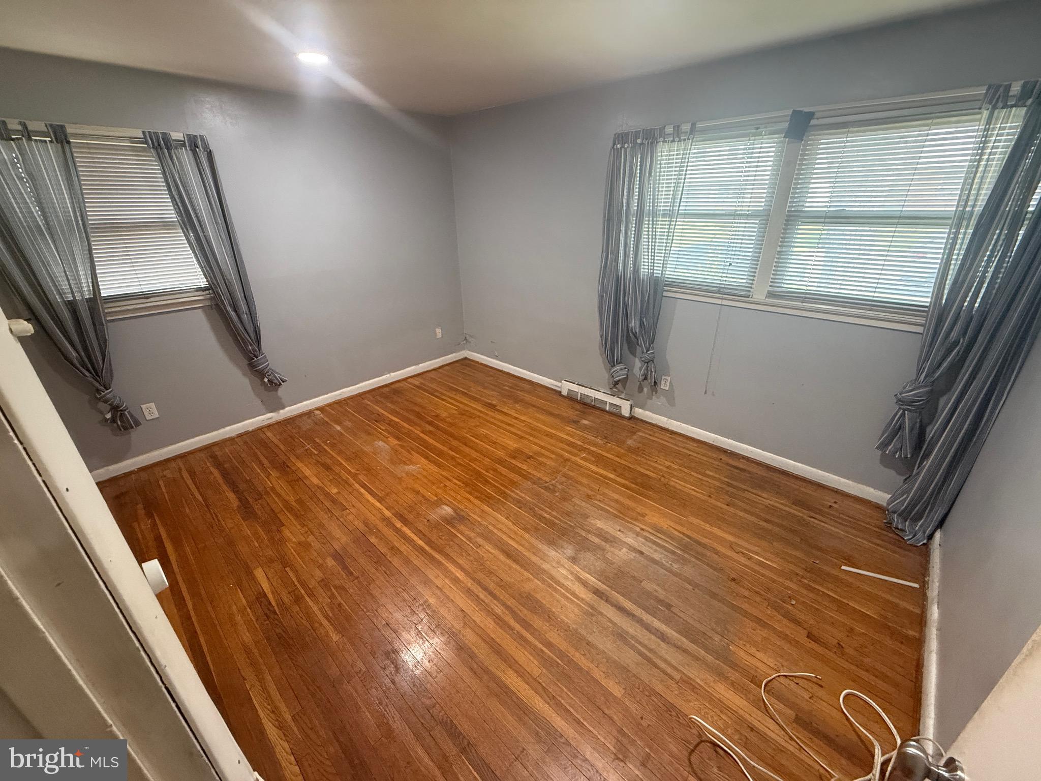 RAY PARK ESTATES - Residential