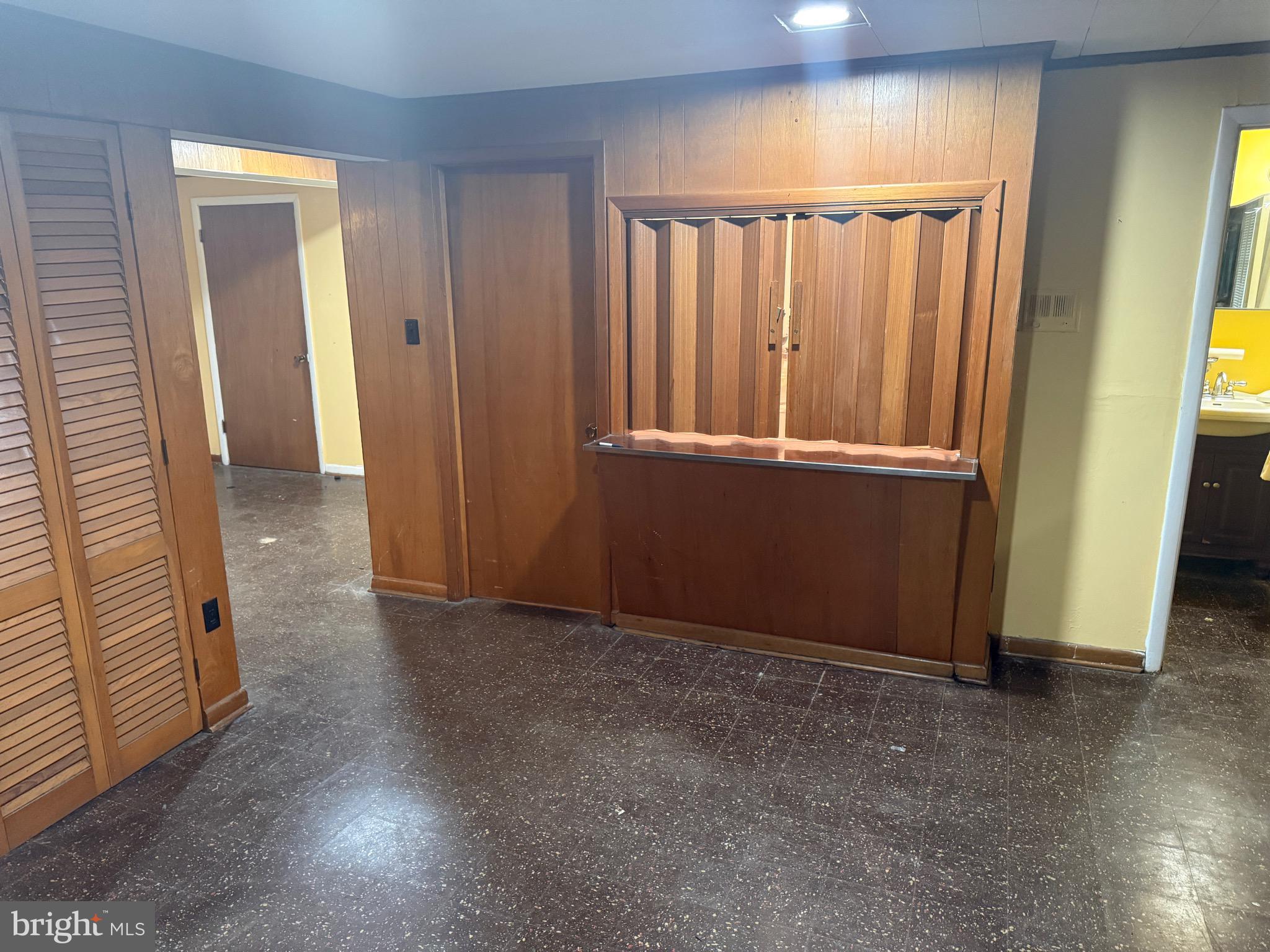 RAY PARK ESTATES - Residential