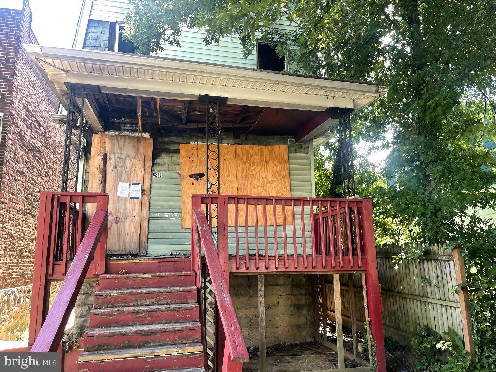 ARLINGTON - Residential