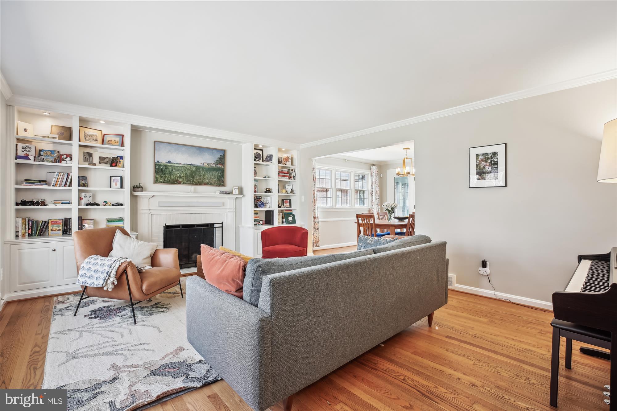 5213 RAYLAND DRIVE