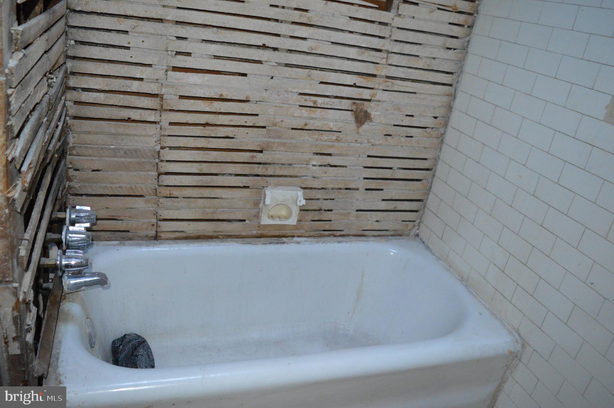 ALLEGHENY WEST - Residential