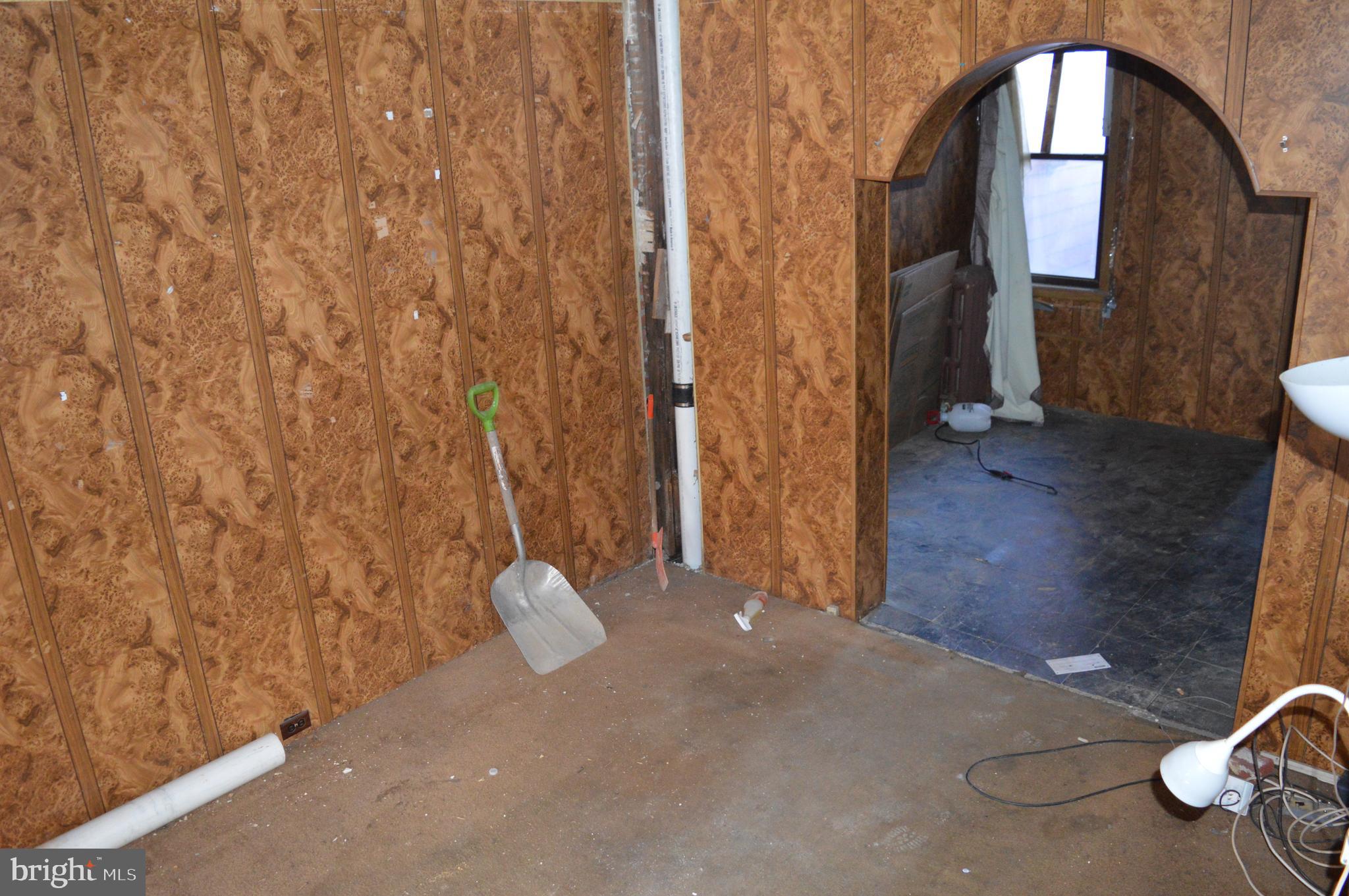 ALLEGHENY WEST - Residential