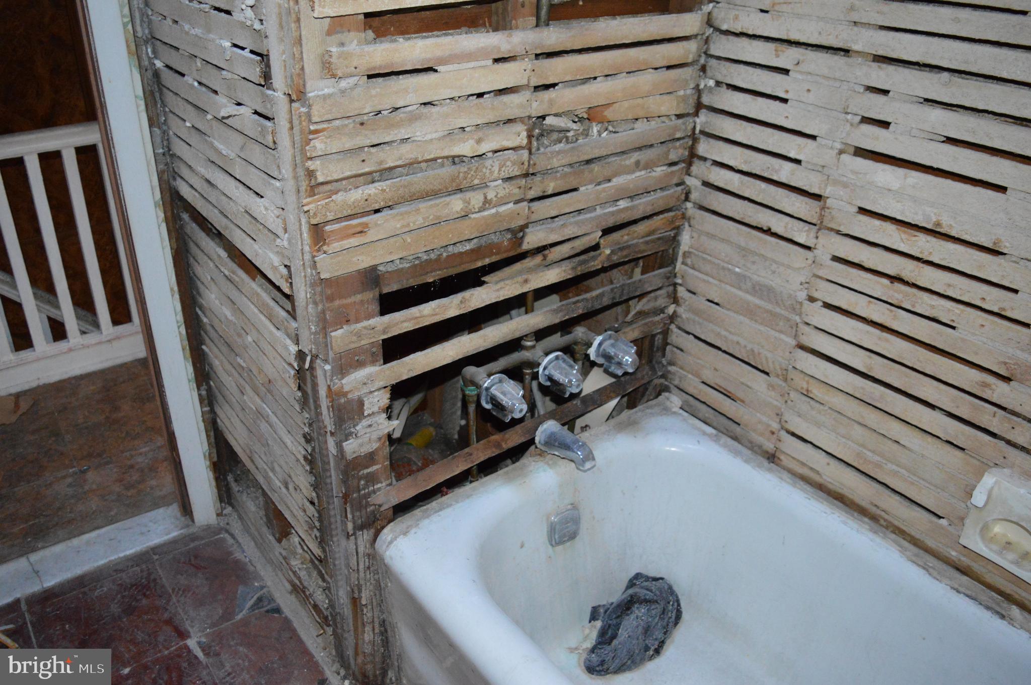 ALLEGHENY WEST - Residential