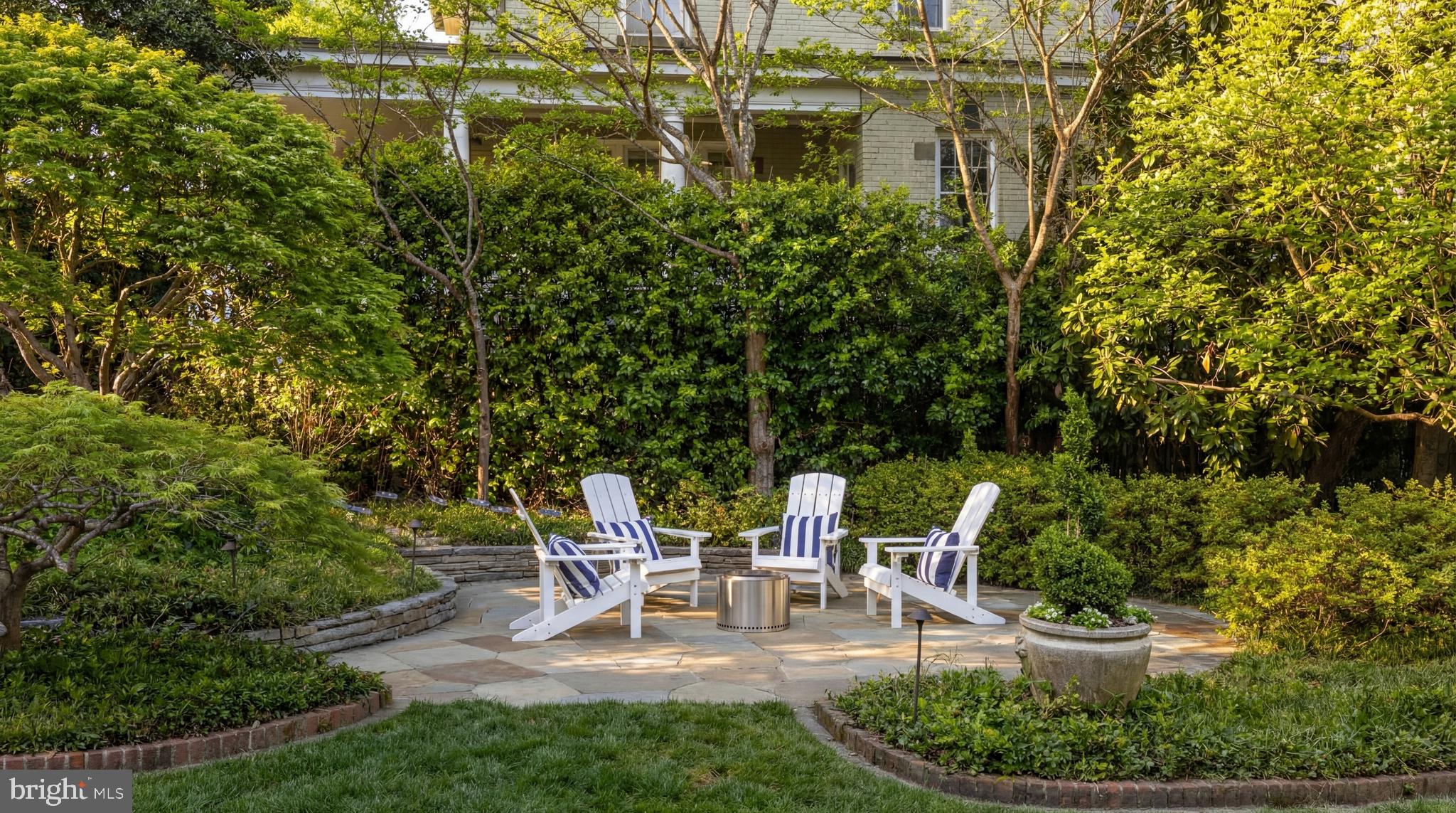 OBSERVATORY CIRCLE - Residential