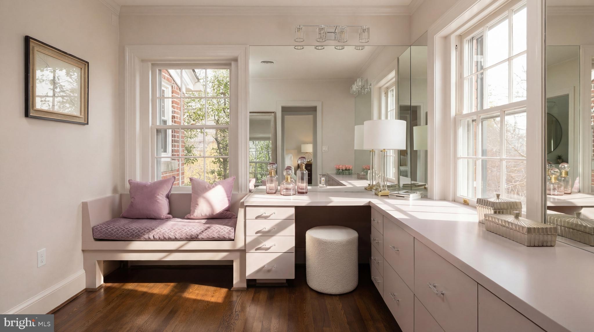 OBSERVATORY CIRCLE - Residential