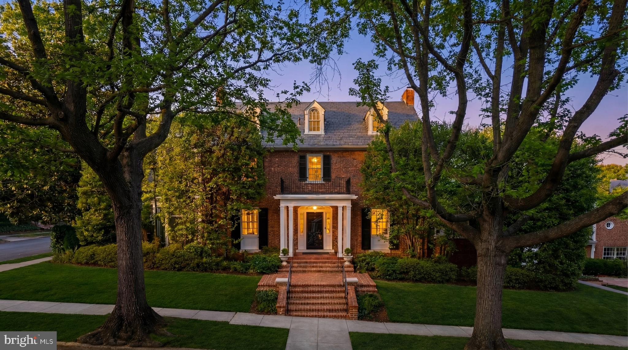 OBSERVATORY CIRCLE - Residential