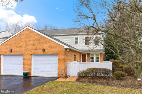 Photo of 182 Treetops Drive, LANCASTER, PA 17601 (MLS # PALA2064534)