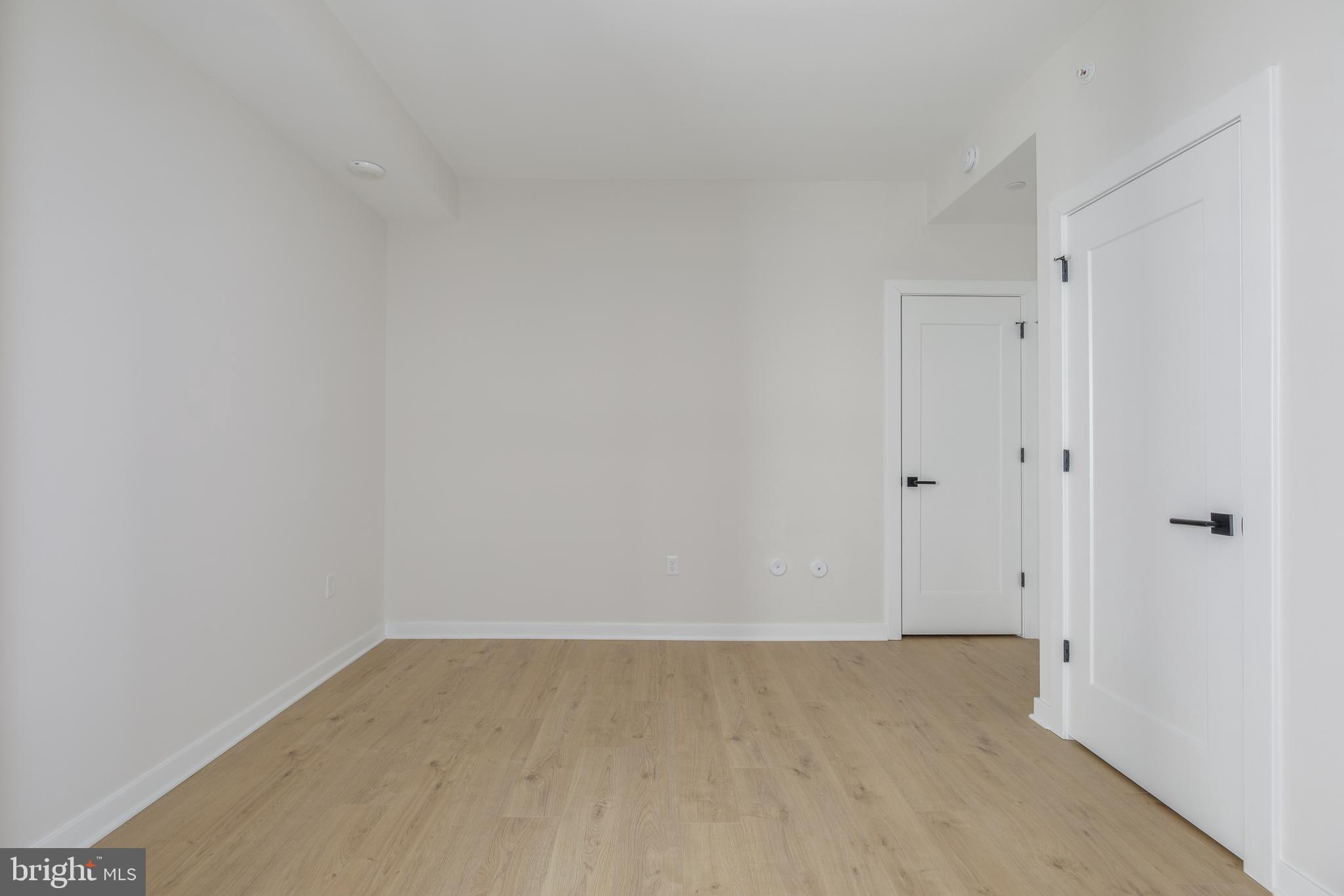 FALLS CHURCH CITY - Residential