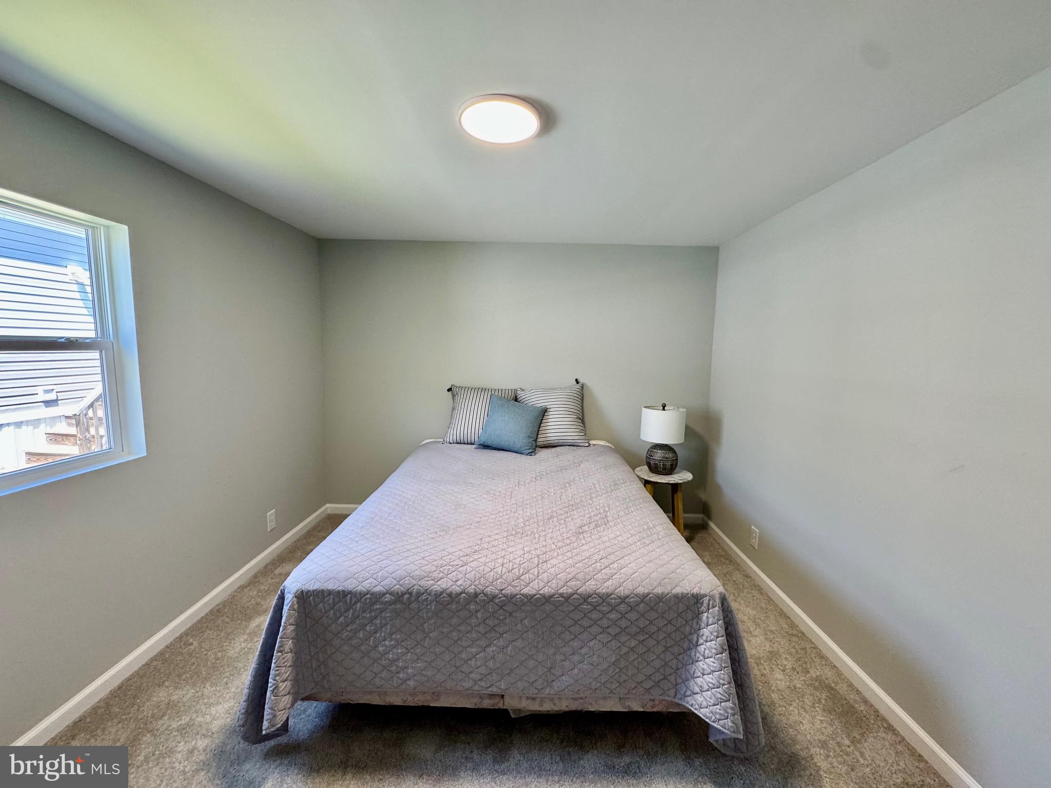 COLONIAL EAST MHP - Residential