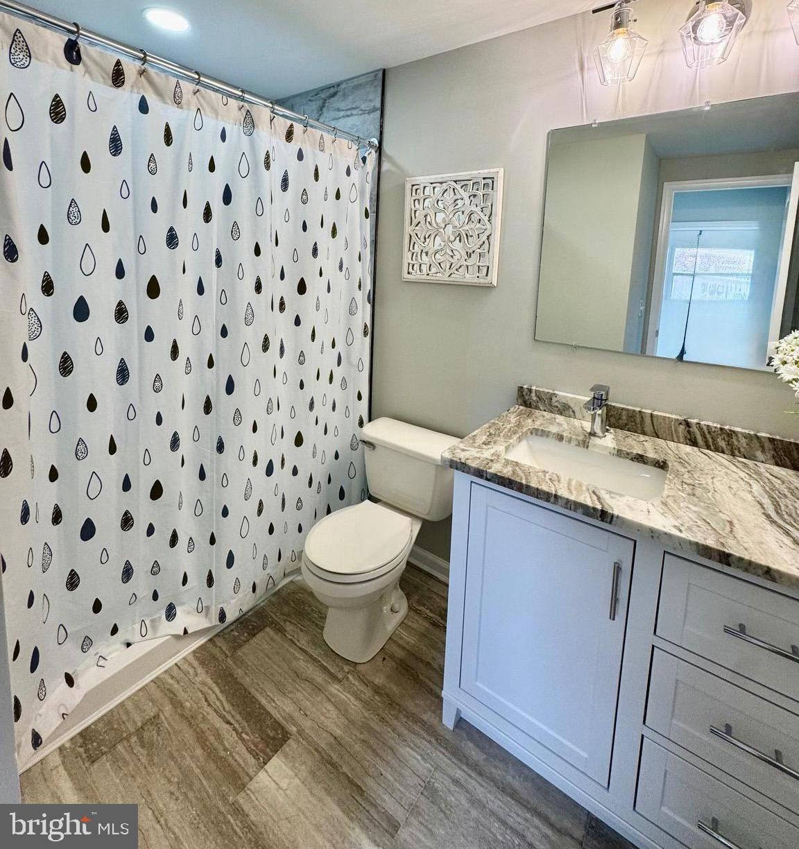 COLONIAL EAST MHP - Residential