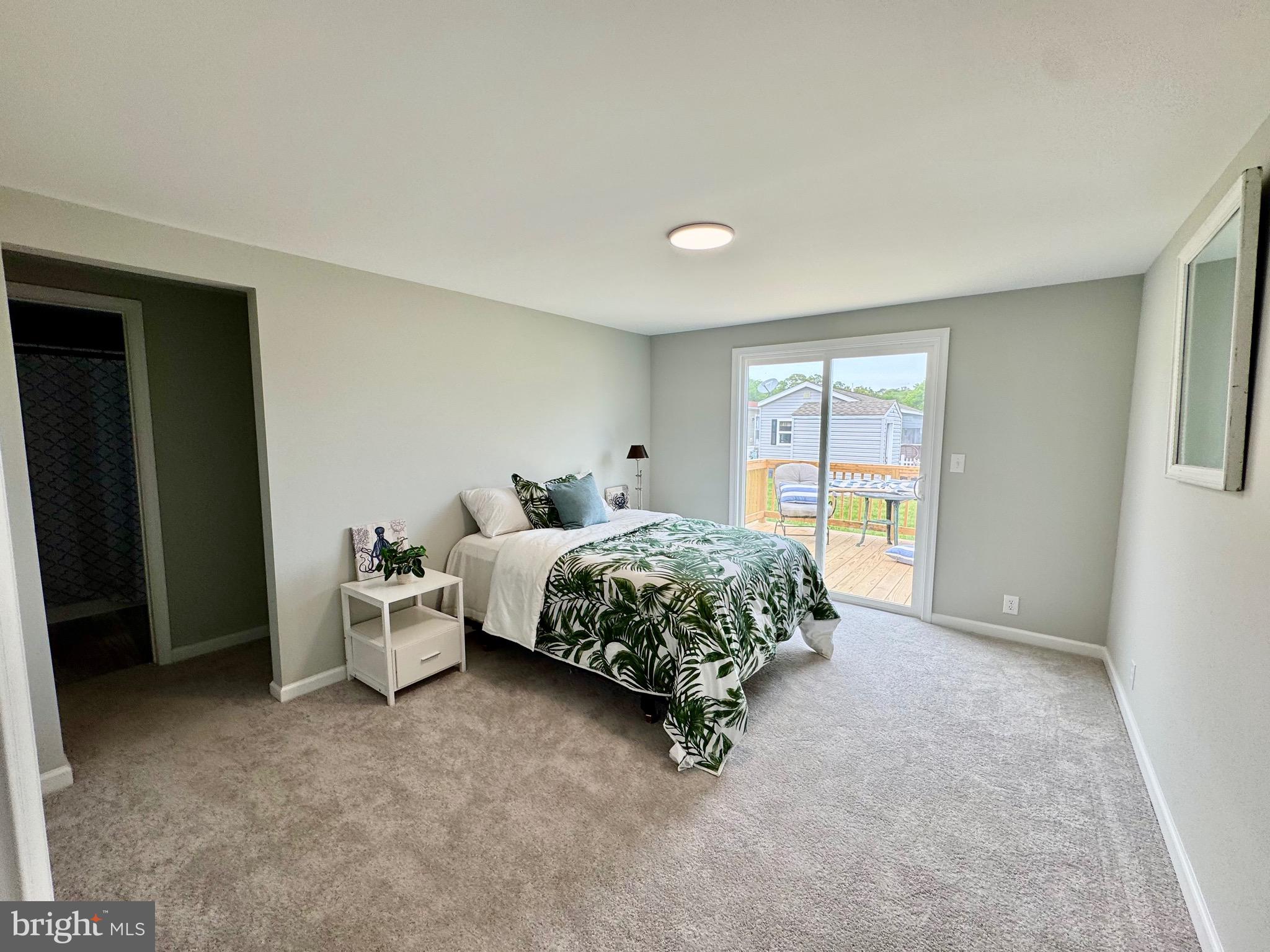 COLONIAL EAST MHP - Residential