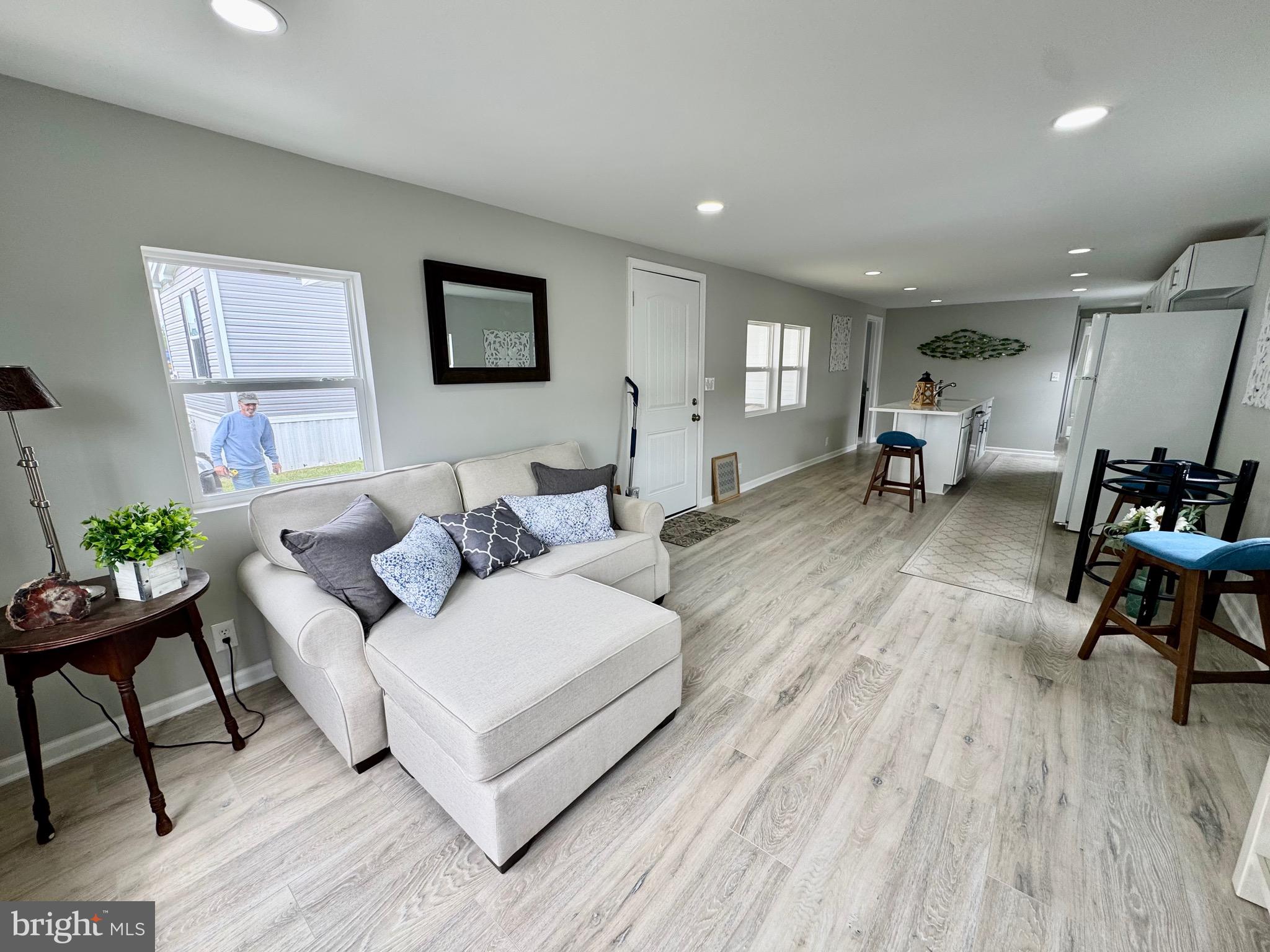 COLONIAL EAST MHP - Residential