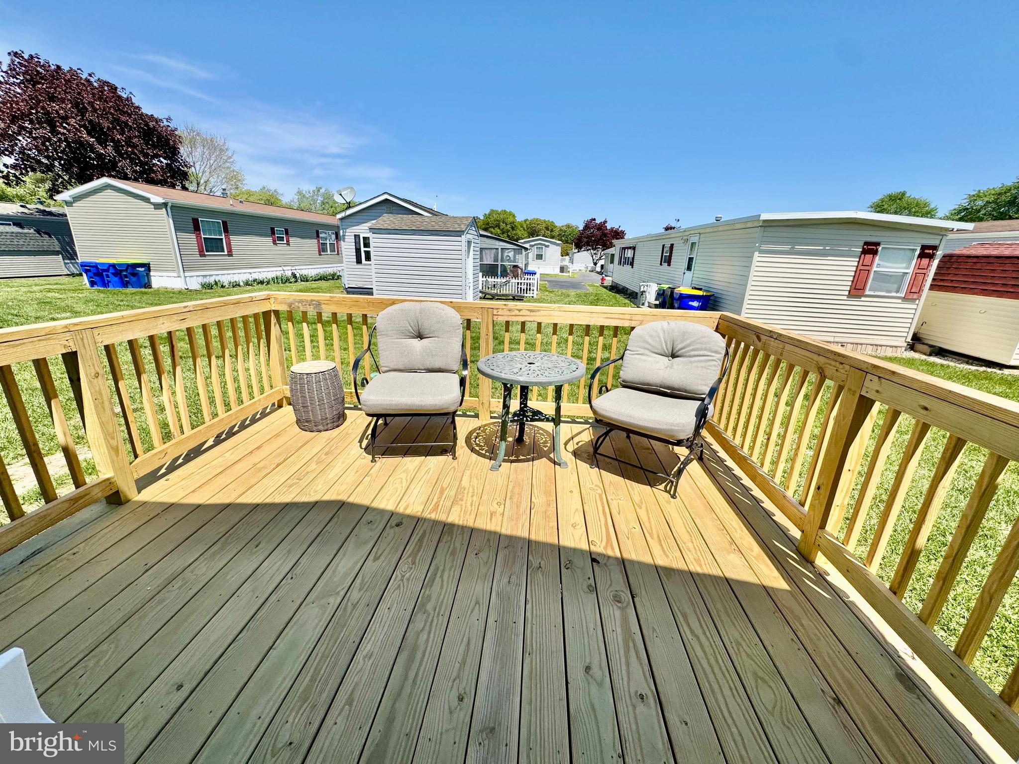 COLONIAL EAST MHP - Residential