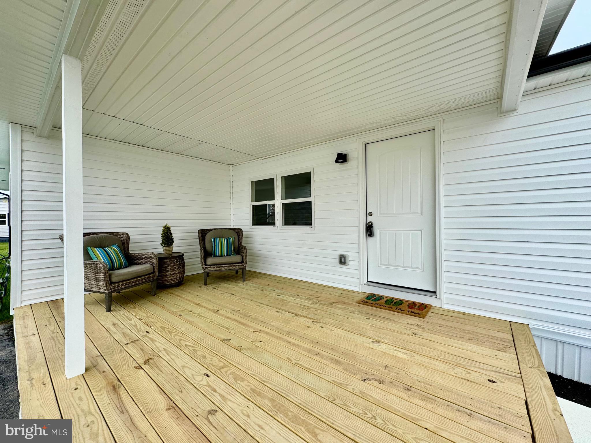 14 COLONIAL LANE 15590