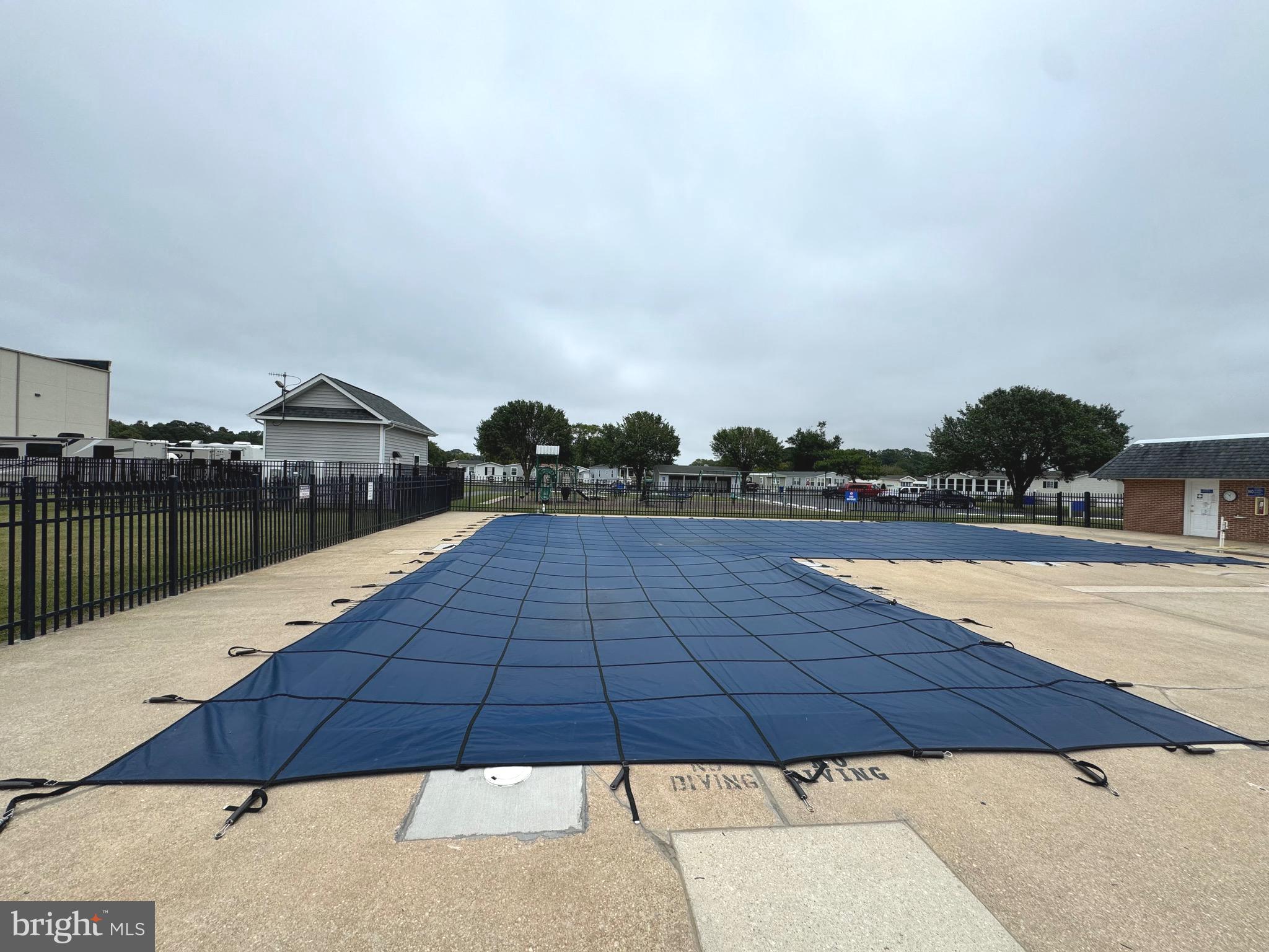 COLONIAL EAST MHP - Residential