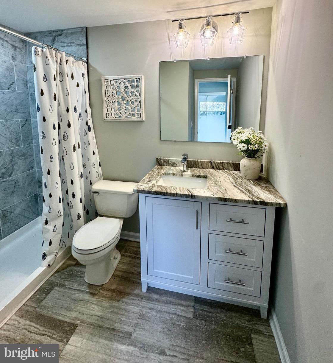 COLONIAL EAST MHP - Residential