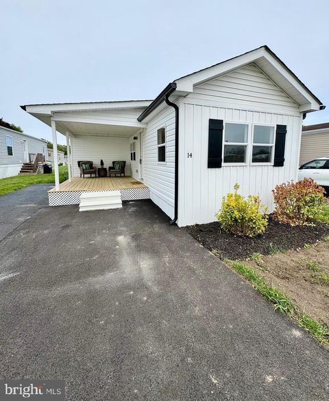Homes For Sale - 14 Colonial Lane #15590<br/> REHOBOTH BEACH, DE 19971
