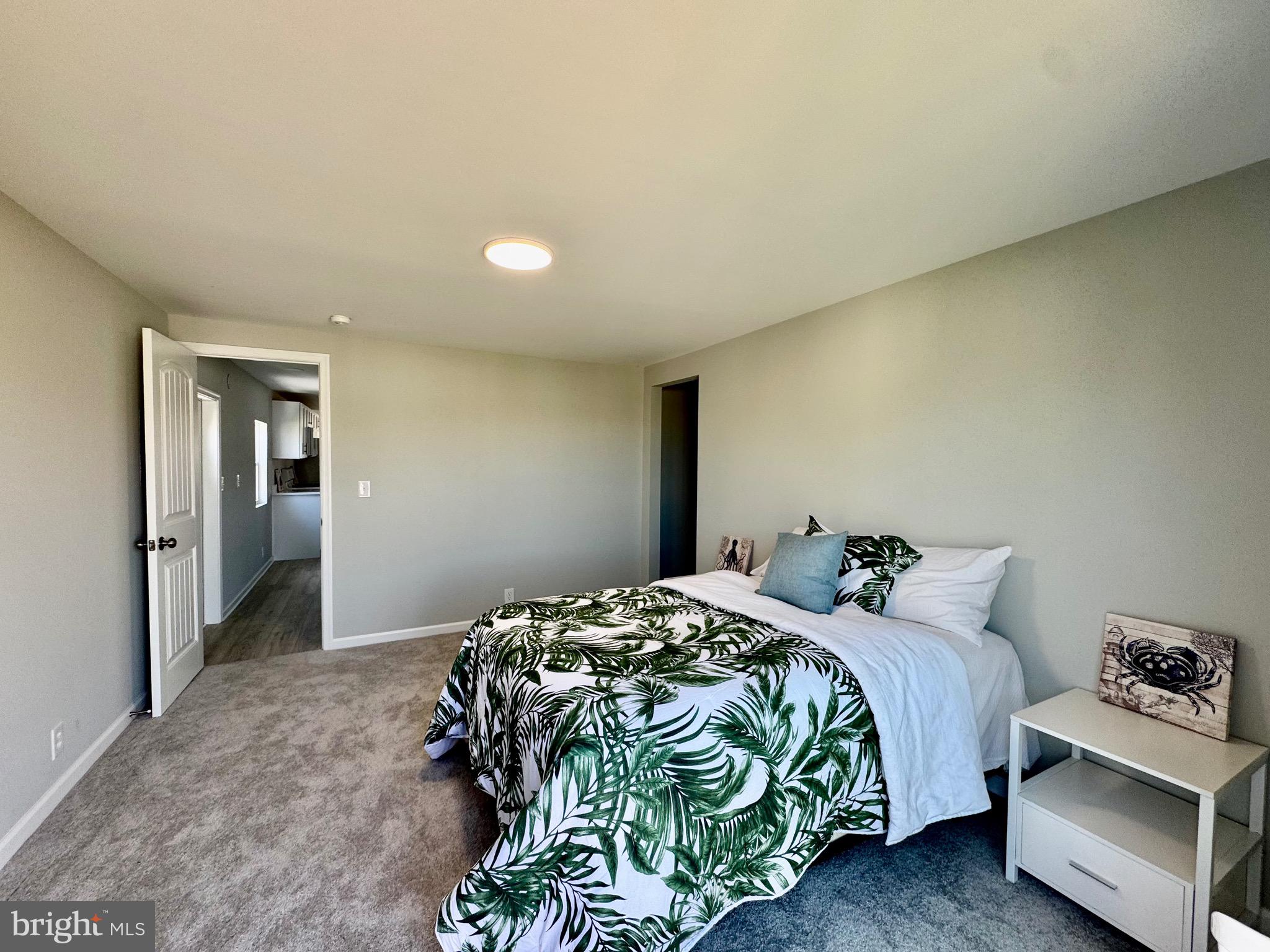 COLONIAL EAST MHP - Residential