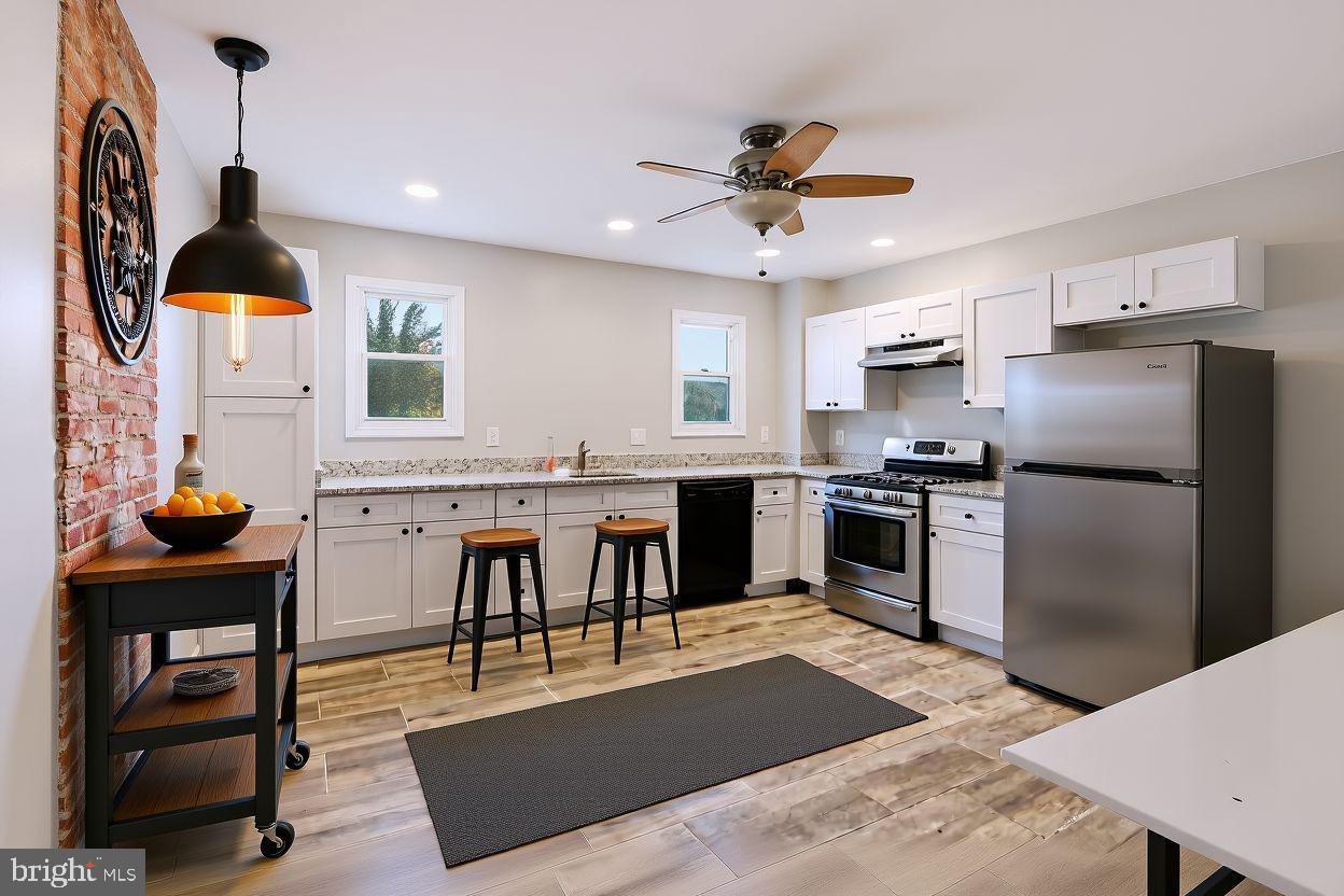 HAMPDEN HISTORIC DISTRICT - Residential