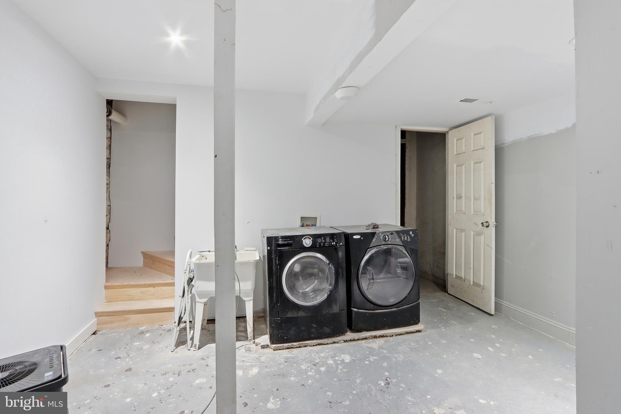 HAMPDEN HISTORIC DISTRICT - Residential