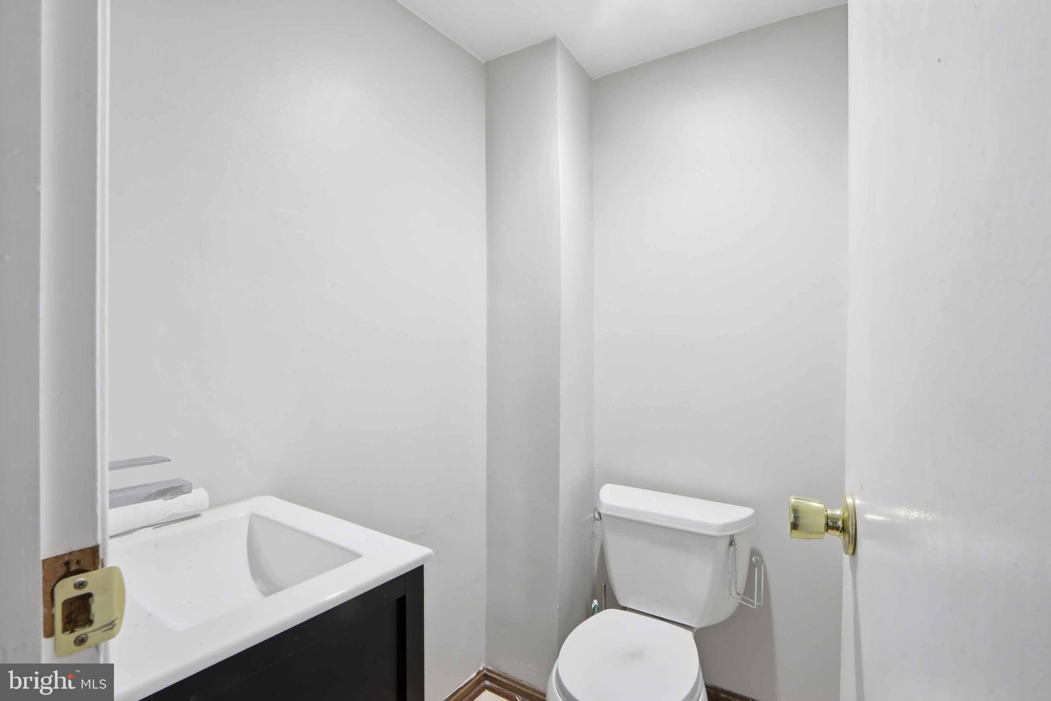 HAMPDEN HISTORIC DISTRICT - Residential