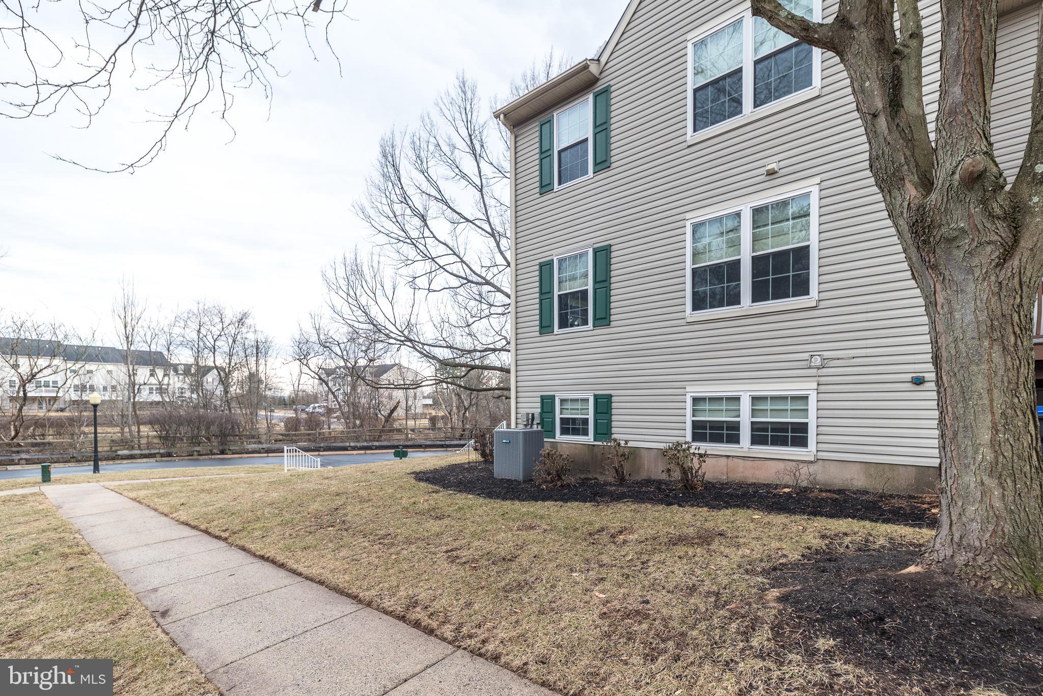 HERITAGE PARK - Residential