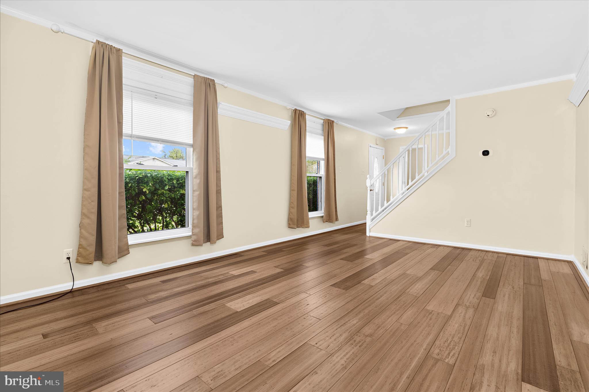 THE PROVINCES - Residential