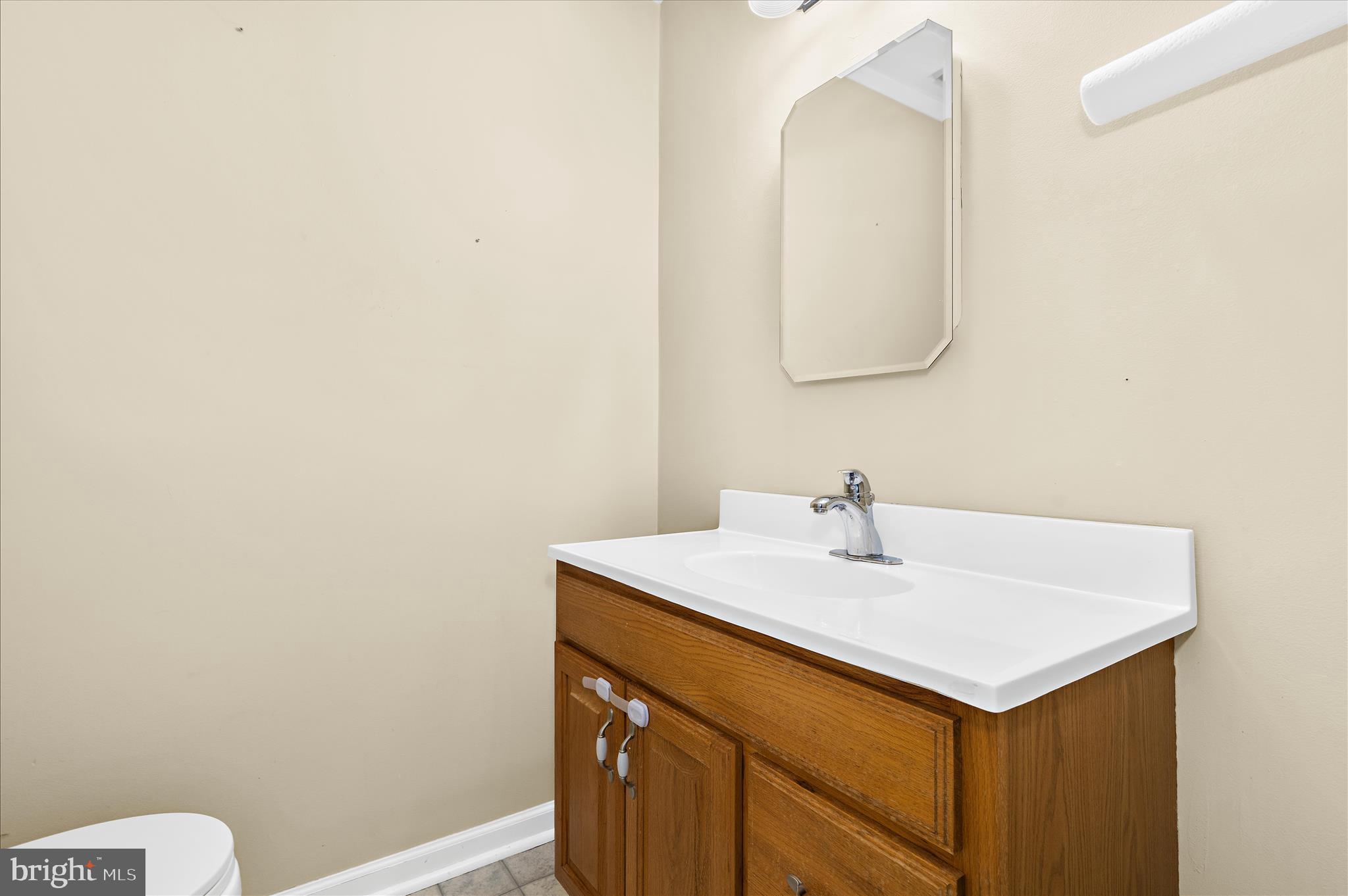 THE PROVINCES - Residential