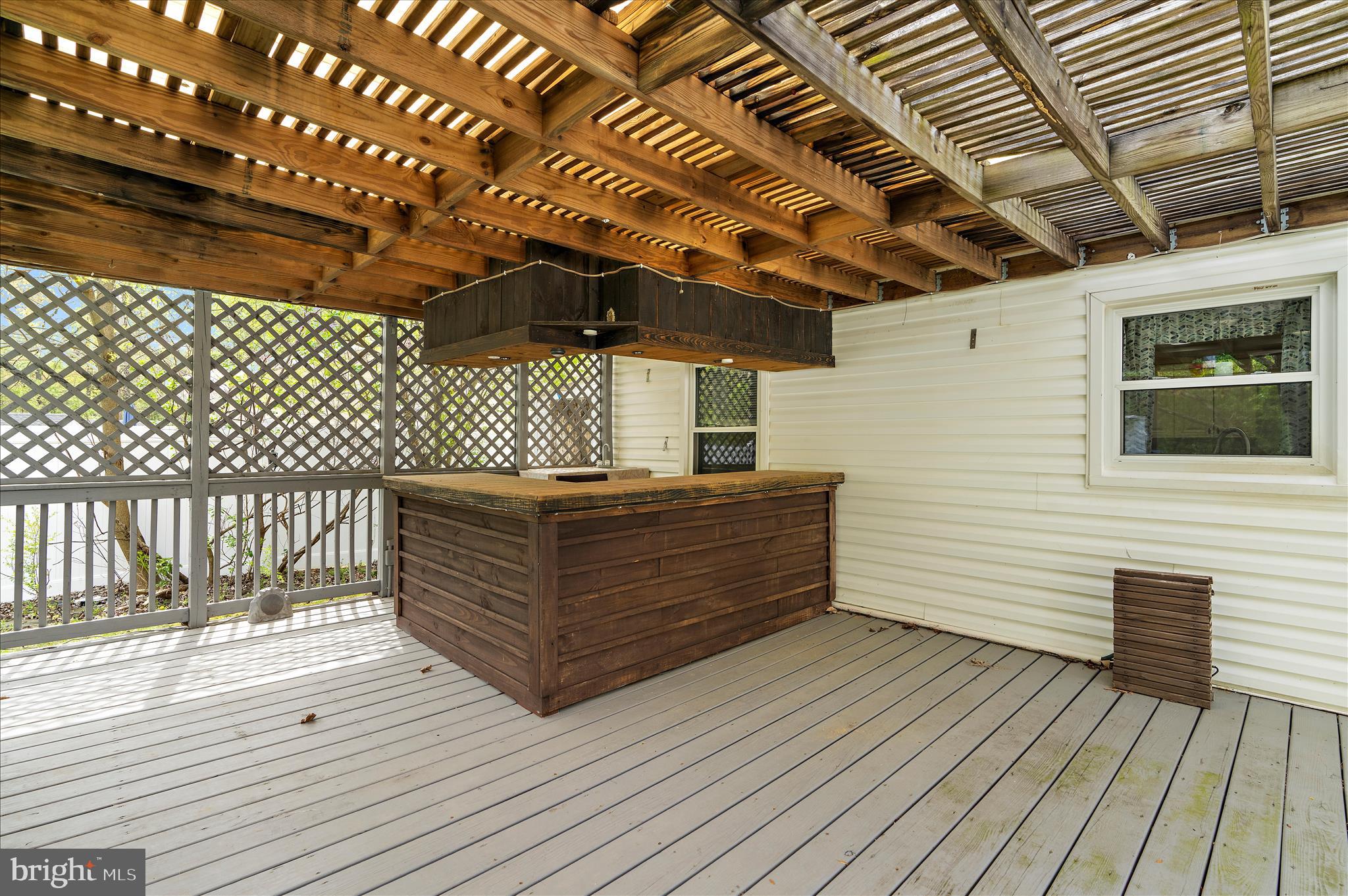 THE PROVINCES - Residential