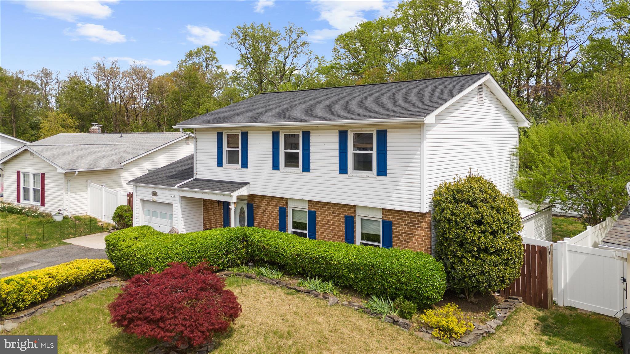 THE PROVINCES - Residential