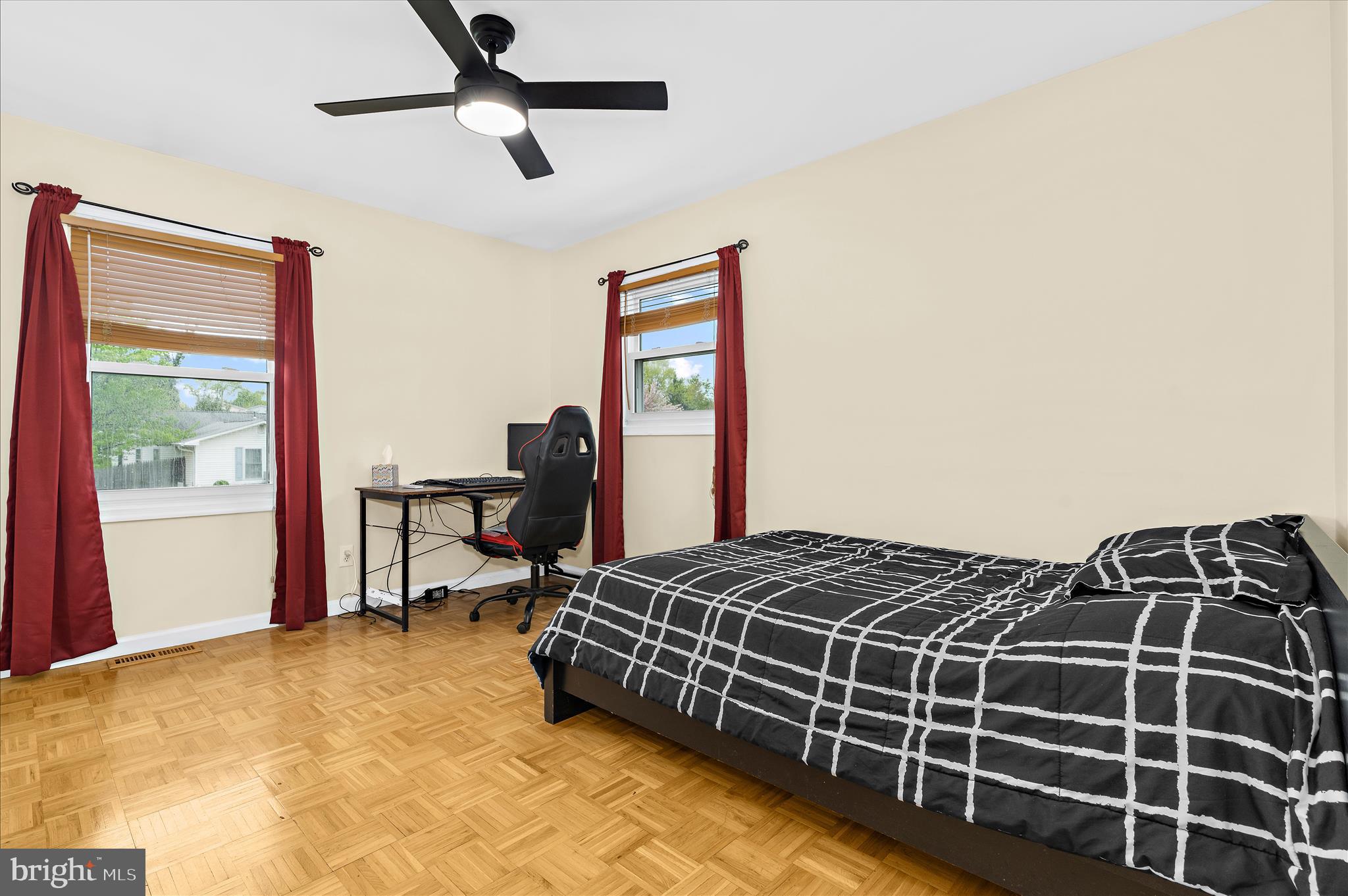 THE PROVINCES - Residential