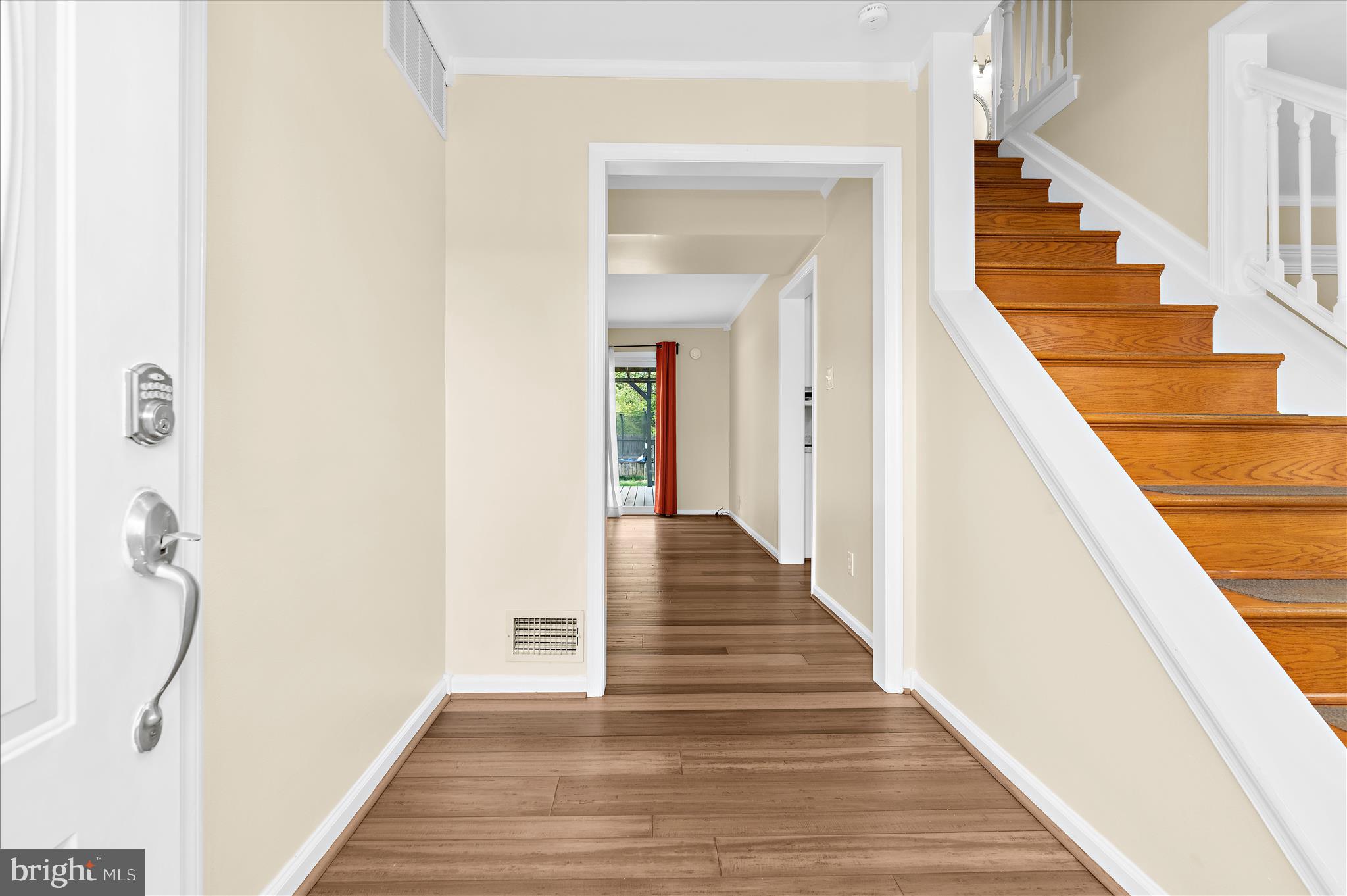 THE PROVINCES - Residential