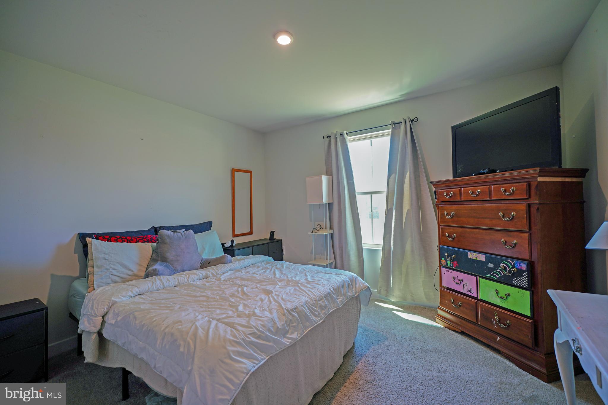 THE VINES OF SANDHILL - Residential