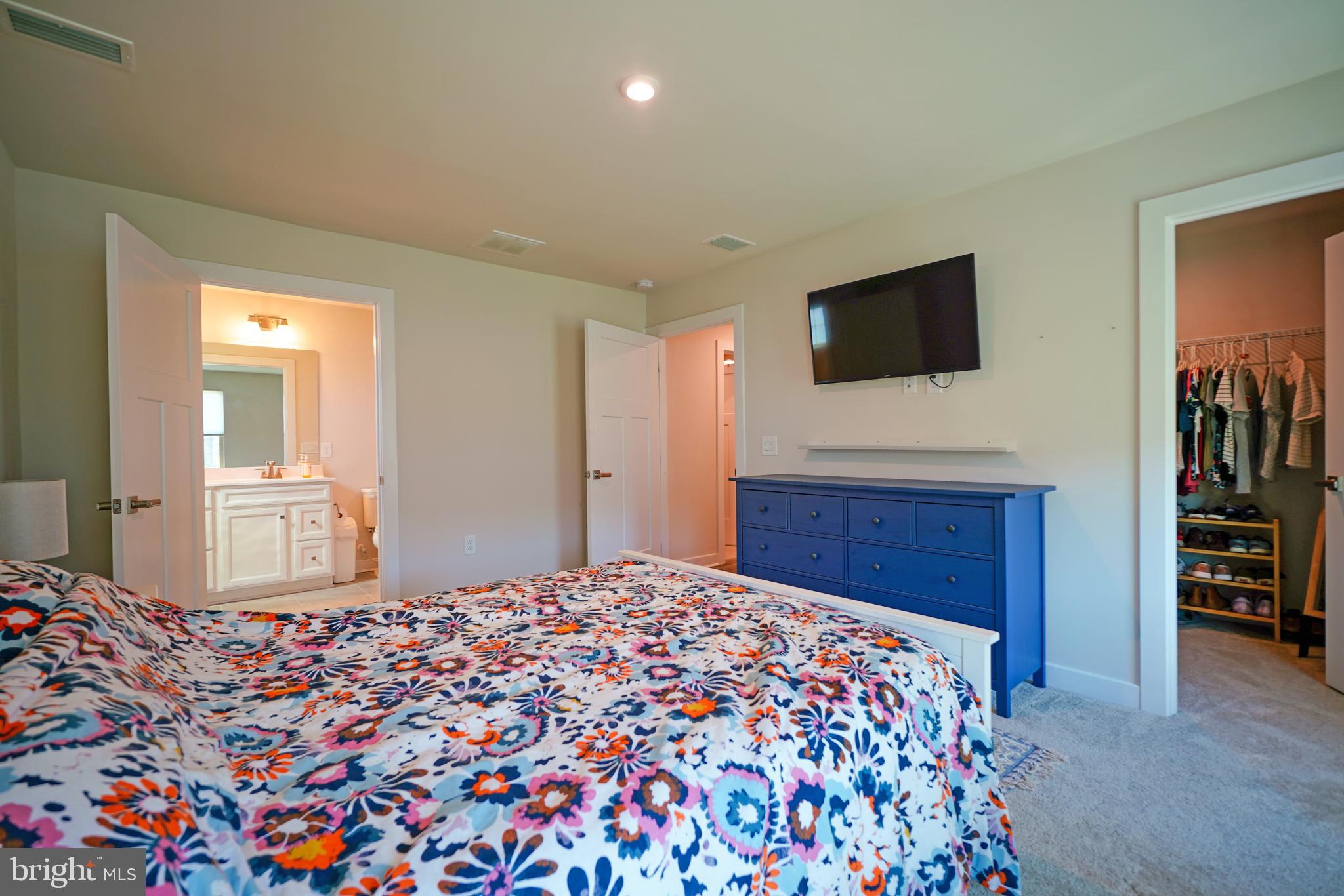 THE VINES OF SANDHILL - Residential