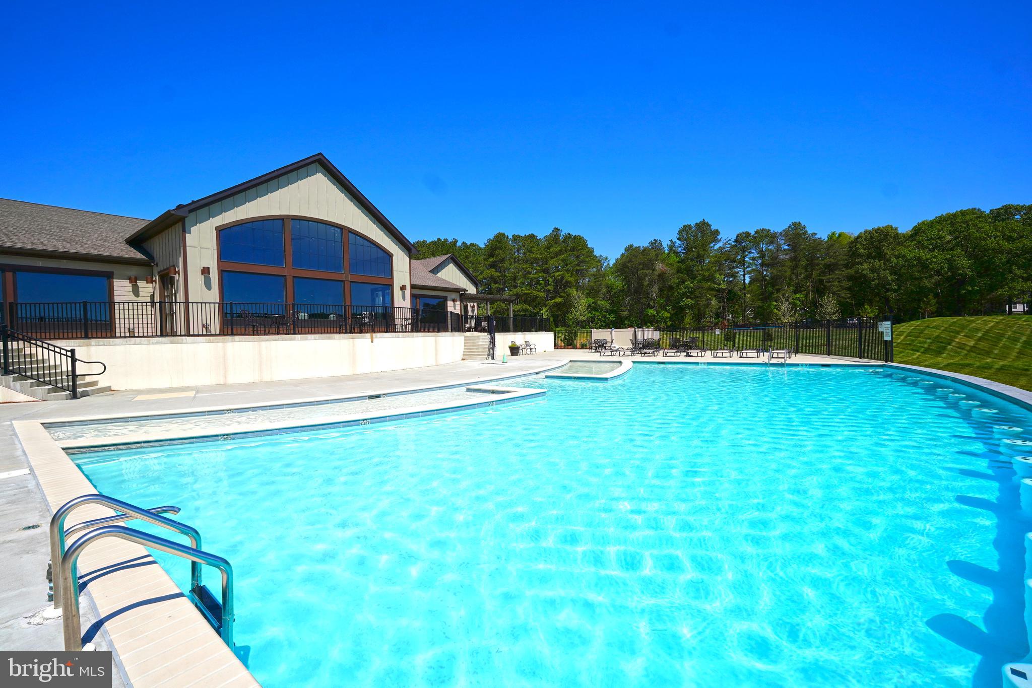 THE VINES OF SANDHILL - Residential