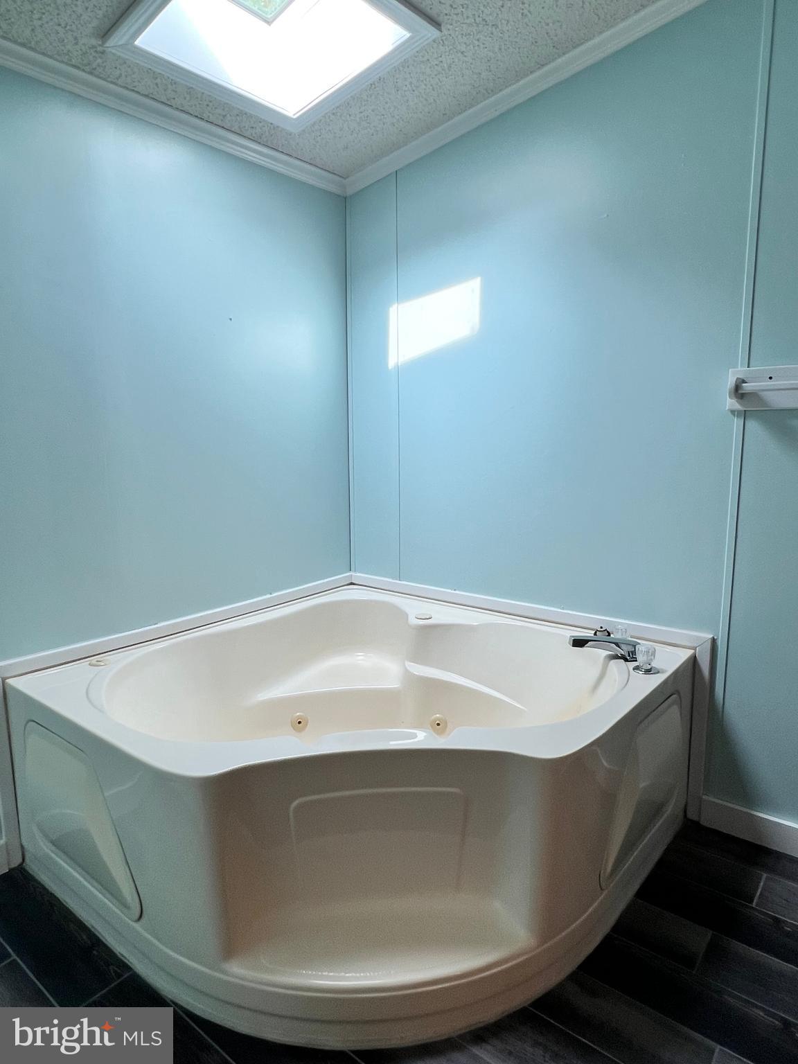 SALEM VIEW - Residential