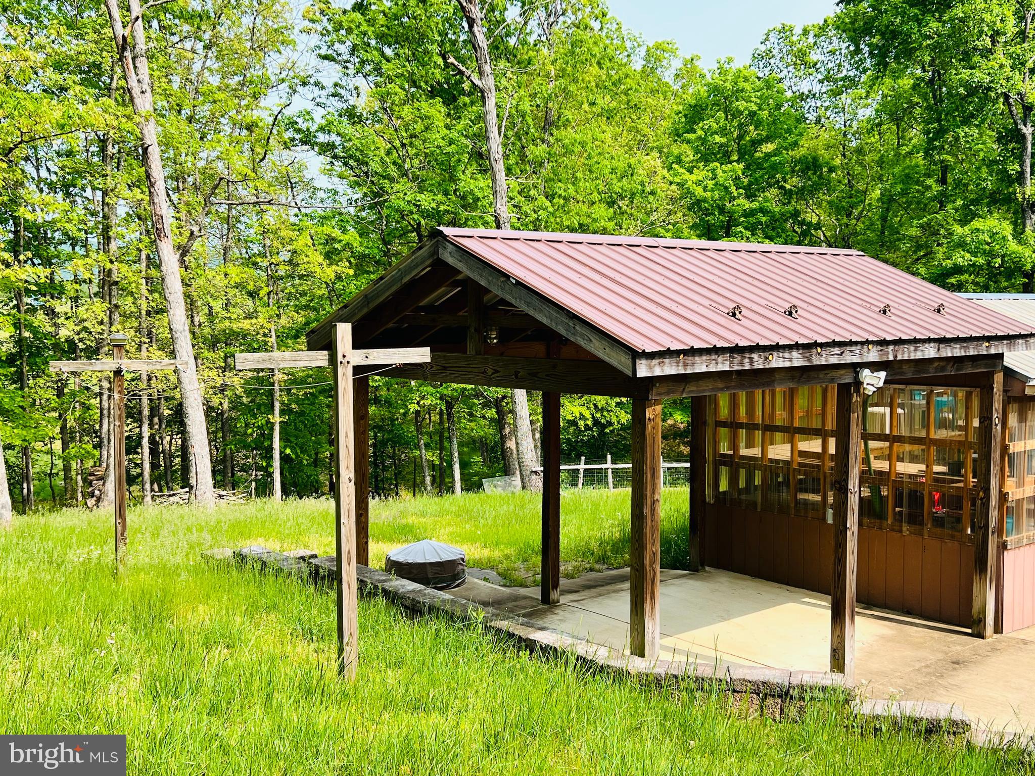 SALEM VIEW - Residential