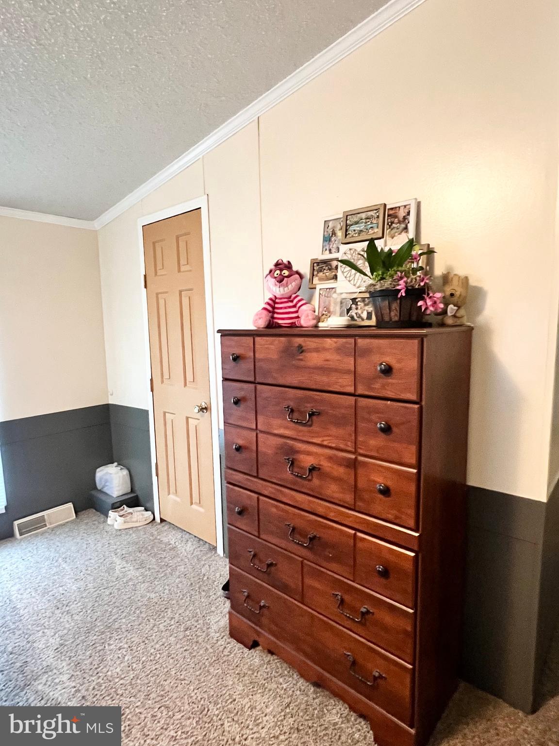 SALEM VIEW - Residential