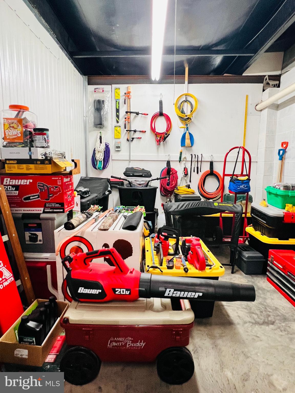 SALEM VIEW - Residential