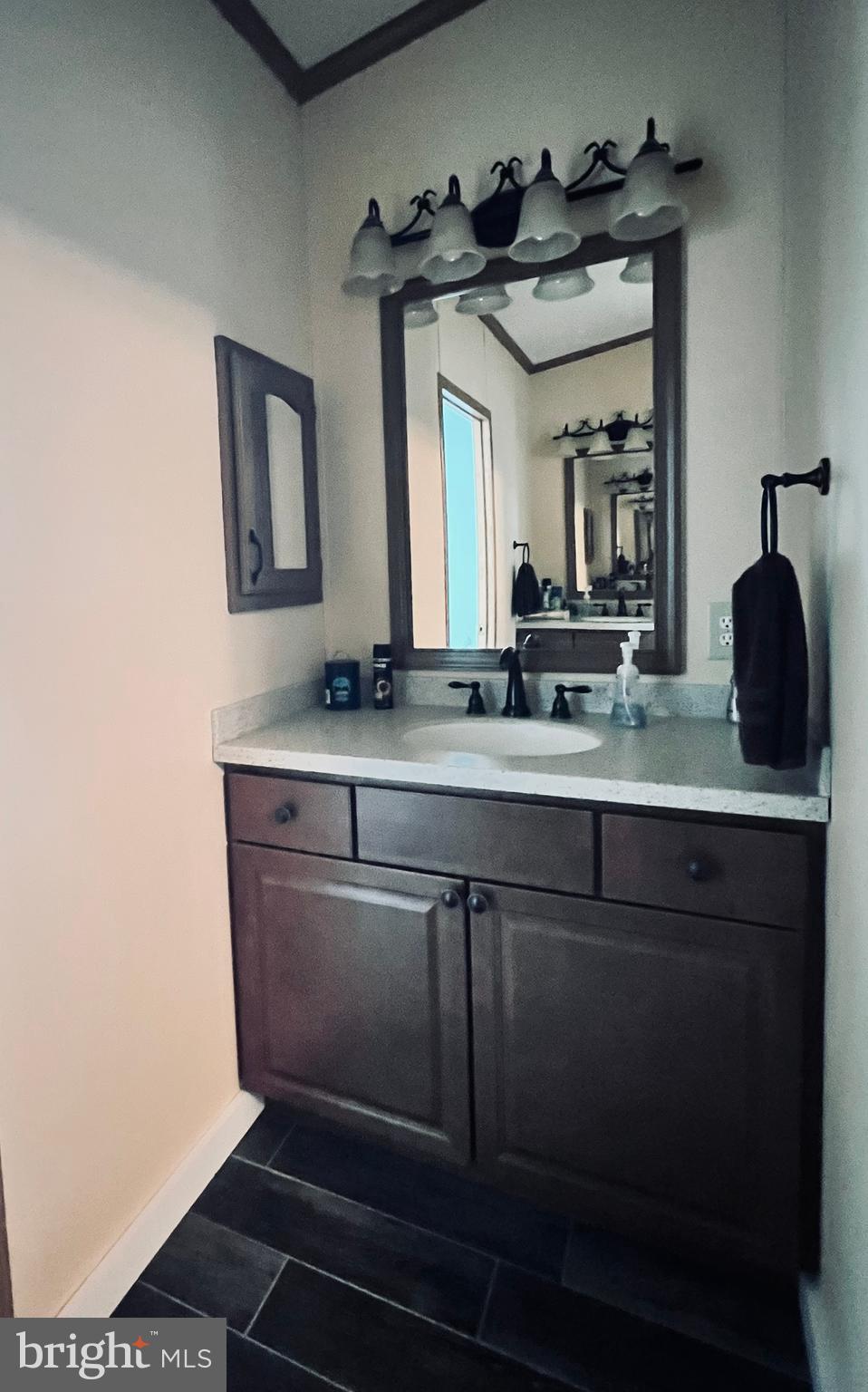 SALEM VIEW - Residential